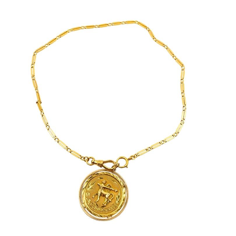 Ciondolo Zodiac in oro 18k Collana a catena con orologio in oro 10k In condizioni buone in vendita a Beverly Hills, CA