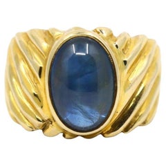 18K Gold Sapphire Cabochon Ring