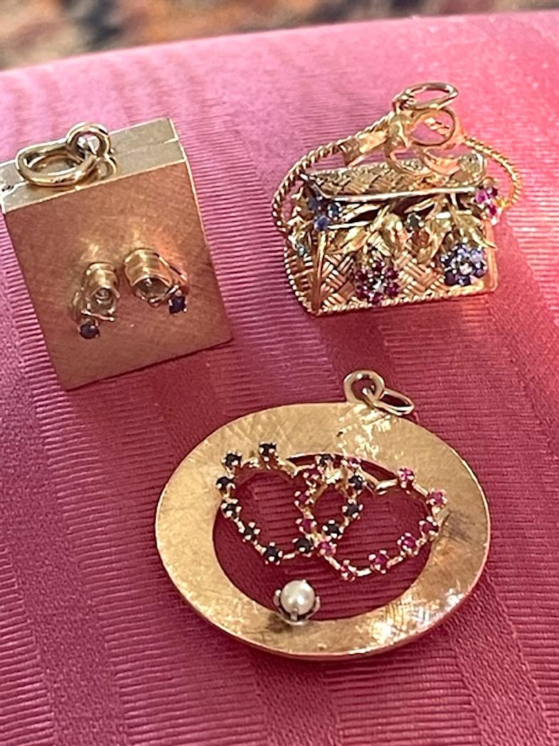 18k Gold Sapphire, Diamond and Emerald Flower Basket Charm Pendant For Sale 4