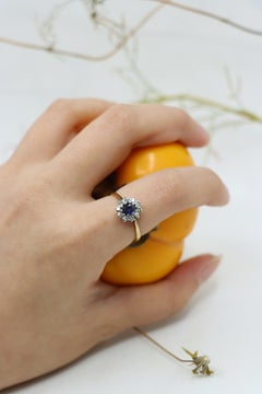 18K Gold Sapphire Diamonds Ring