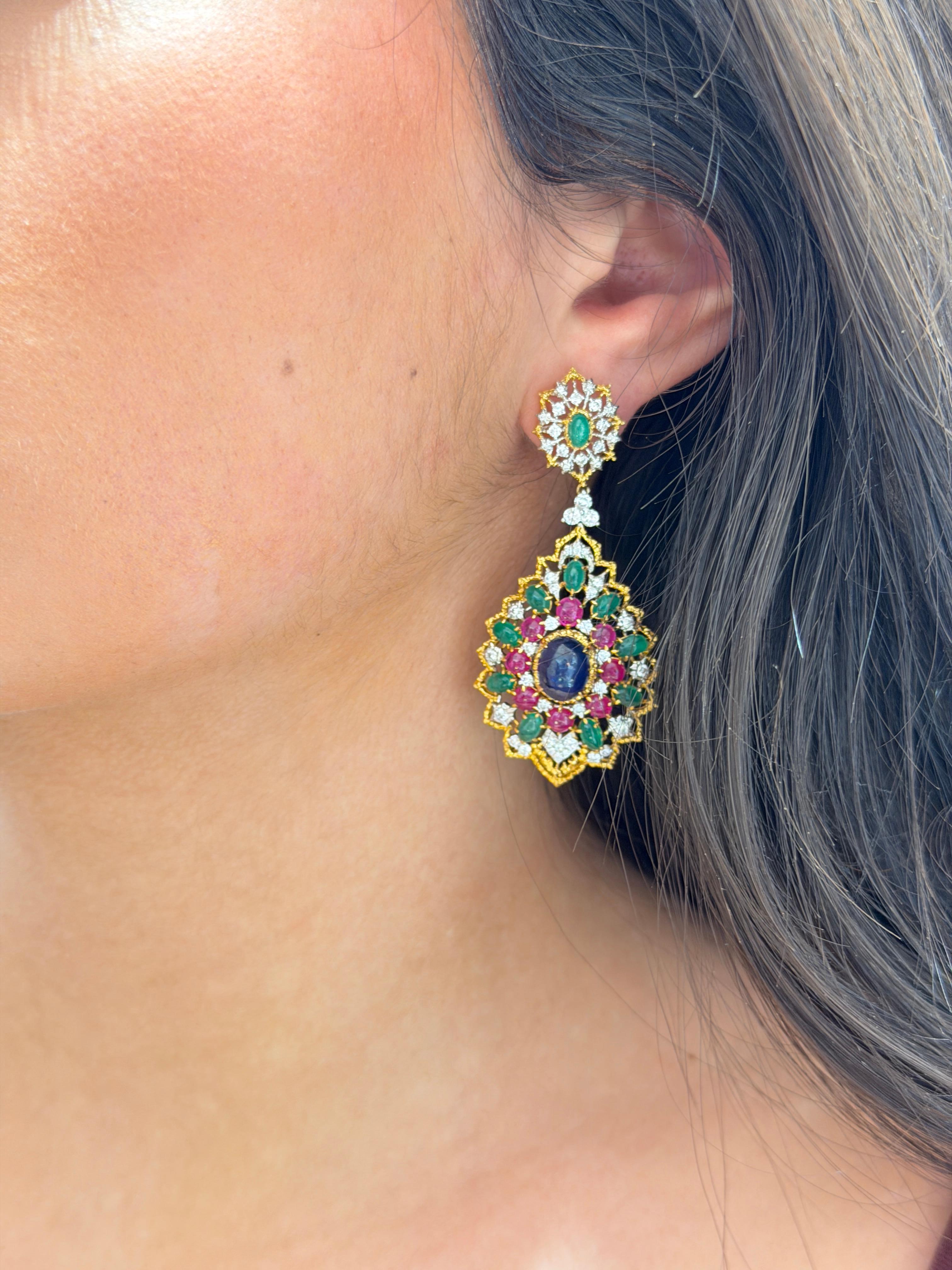 18K Gold Sapphire Ruby Emerald Cabochon Earrings with Diamonds, Persian Style in vendita 3