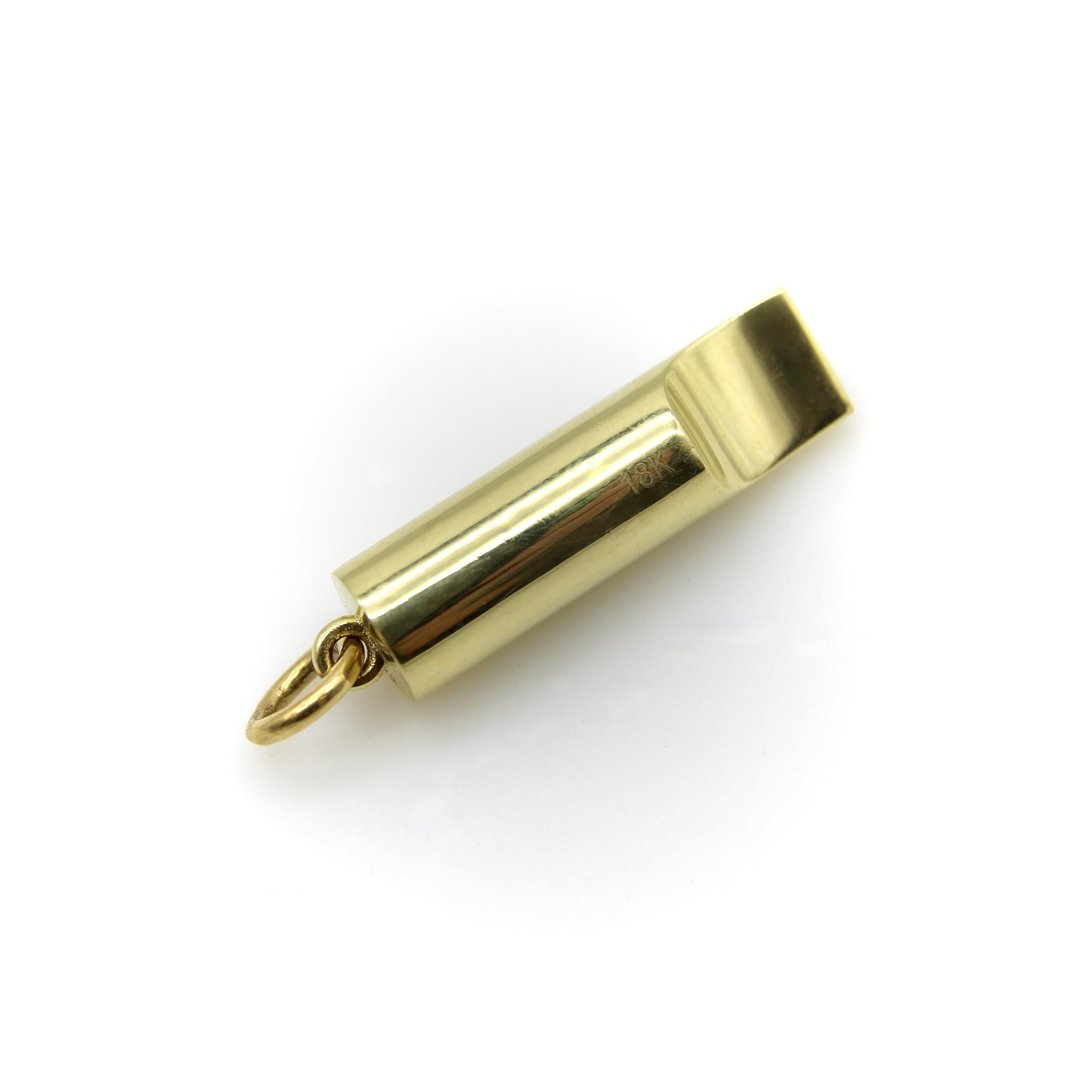 Sifflet Signature en or 18K avec ligne cloutée de diamants en vente 3