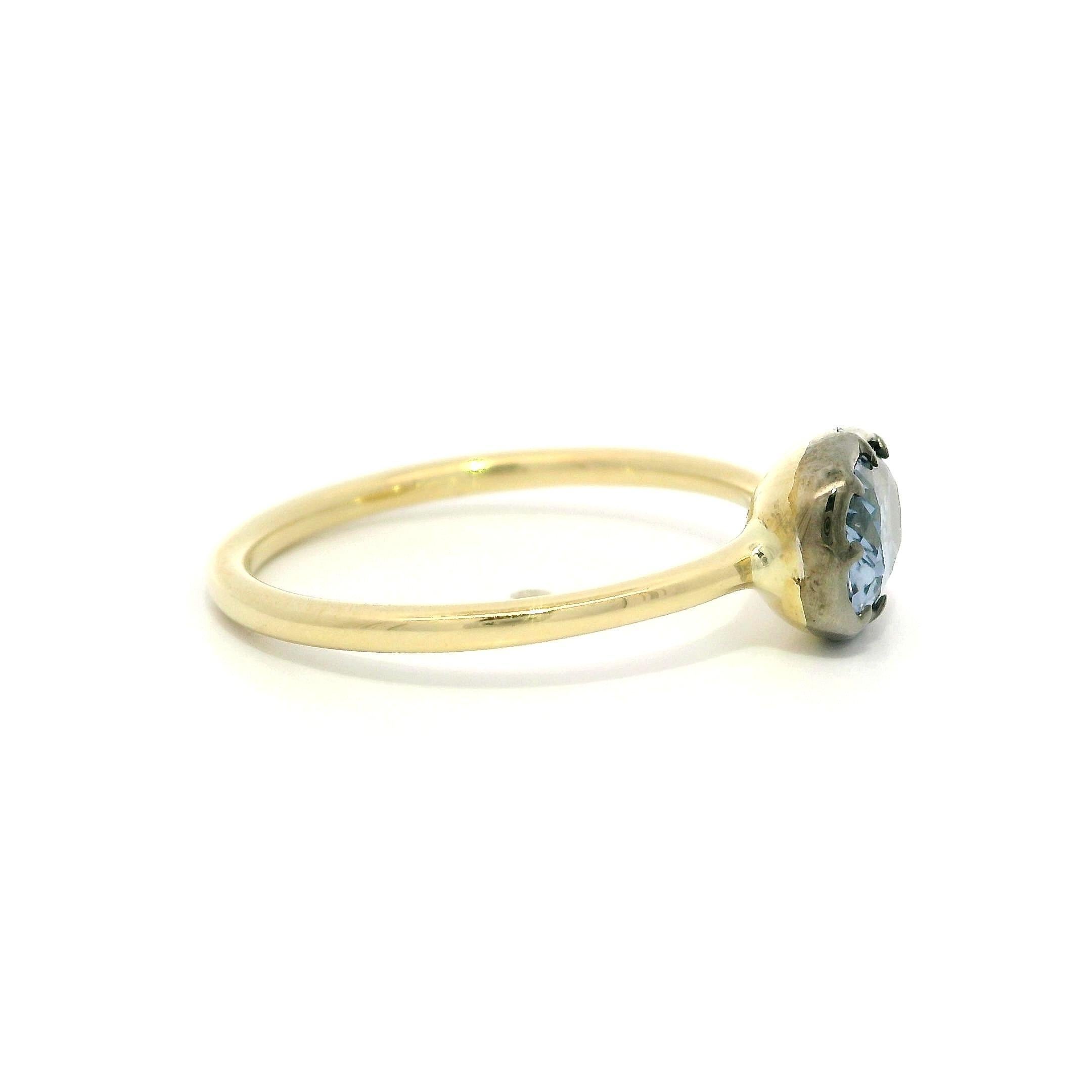 Anillo solitario de oro y plata de 18 quilates con zafiro azul de 1,24 ct sin tratamiento térmico engastado en collet en venta 4