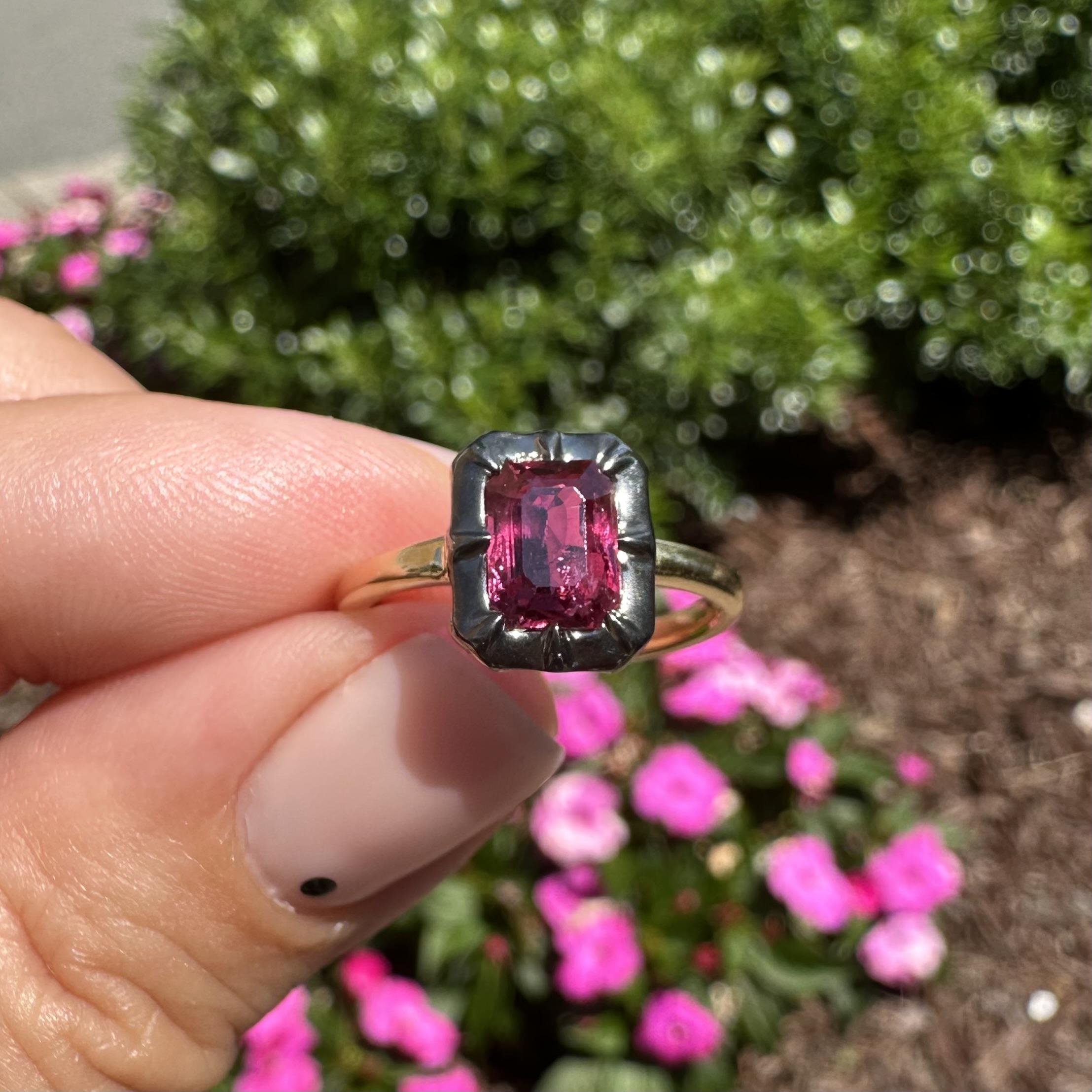18k Gold & Silver Top GIA 1.53ct Emerald Cut Collet Set Ruby Solitaire Low Ring For Sale 6