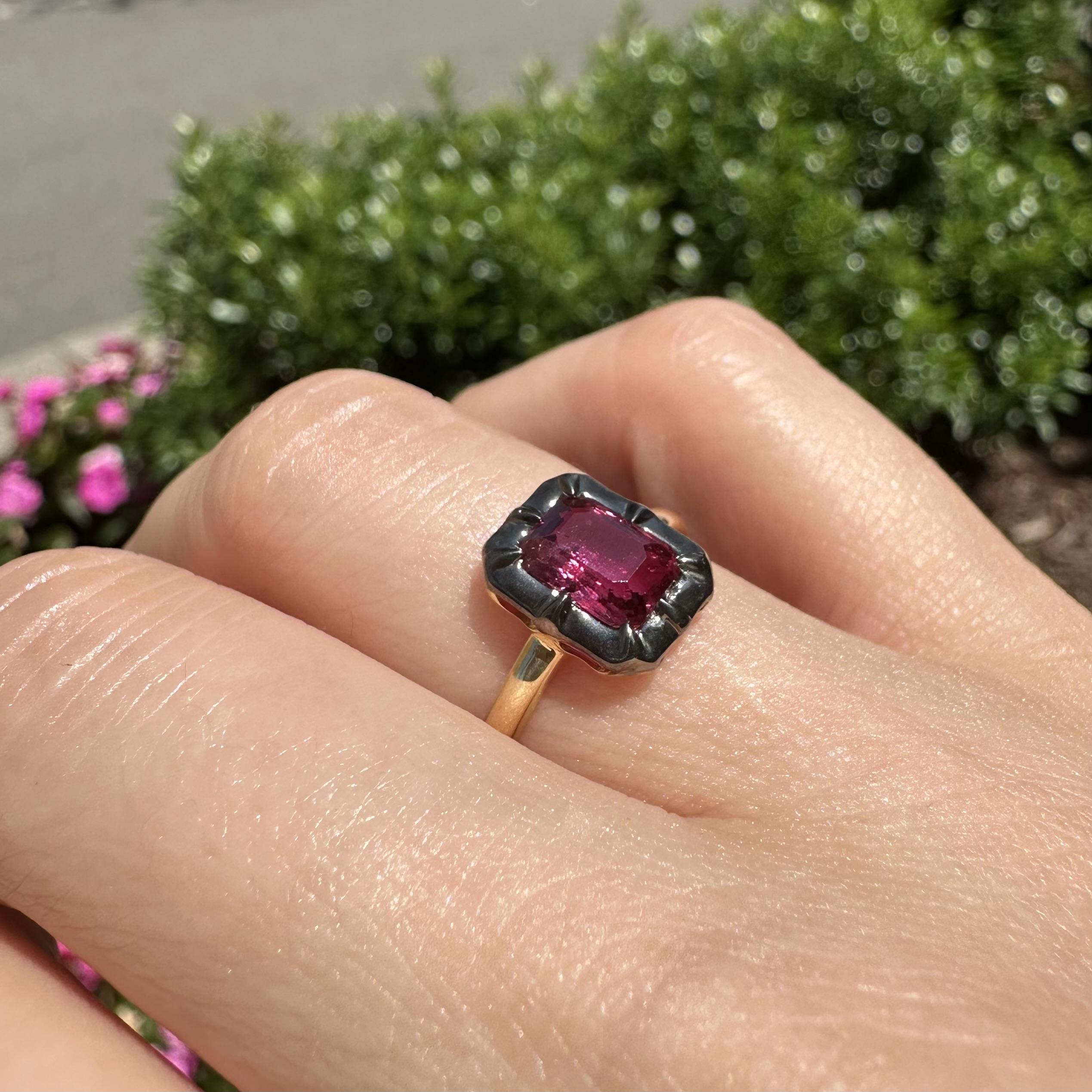 18k Gold & Silver Top GIA 1.53ct Emerald Cut Collet Set Ruby Solitaire Low Ring For Sale 2