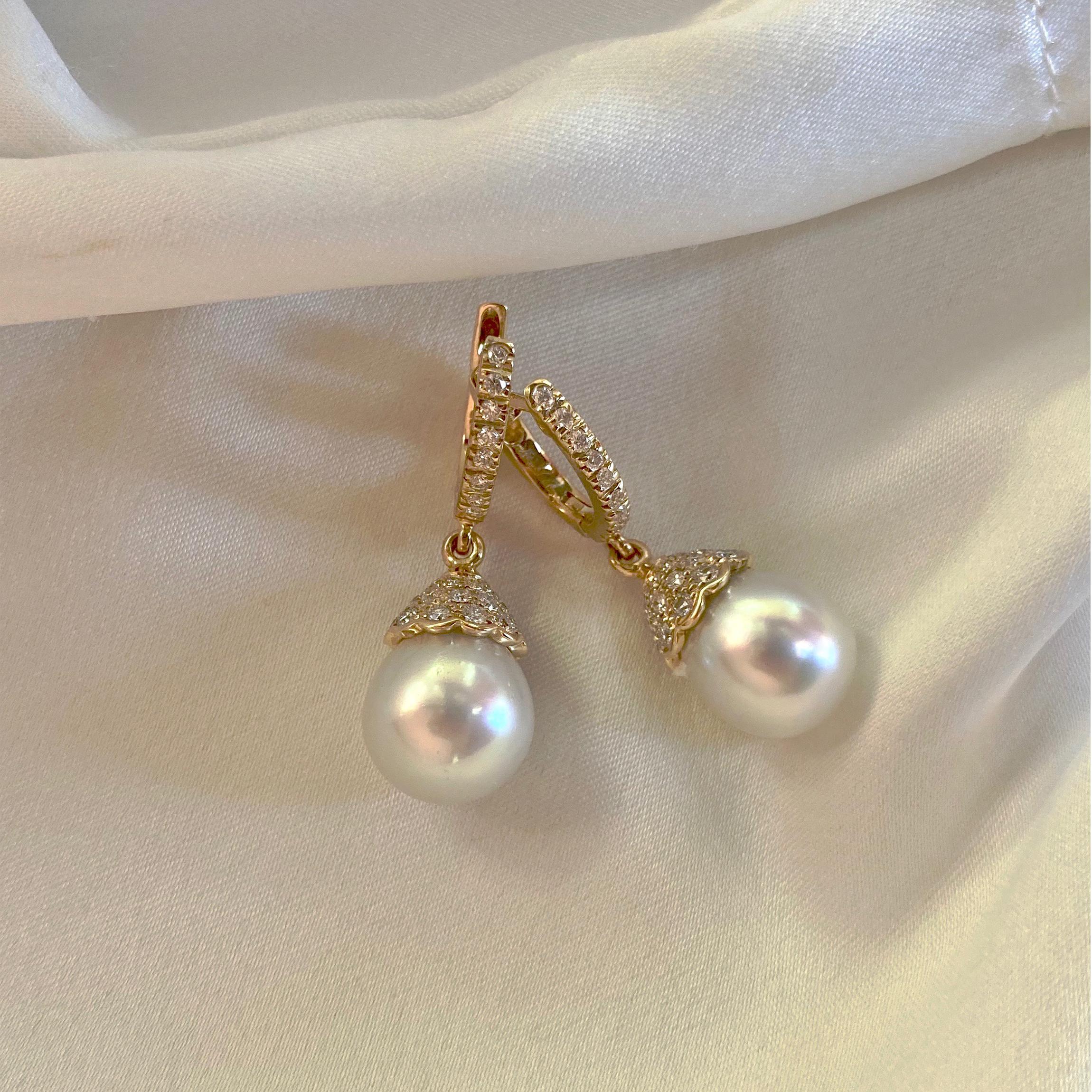 18k Gold & South Sea Pearl Earrings w/ 0.67cts Diamonds In New Condition For Sale In Eugene, OR