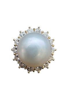 18K Gold South Sea Pearl Ring with 1.54 Carats of Diamonds