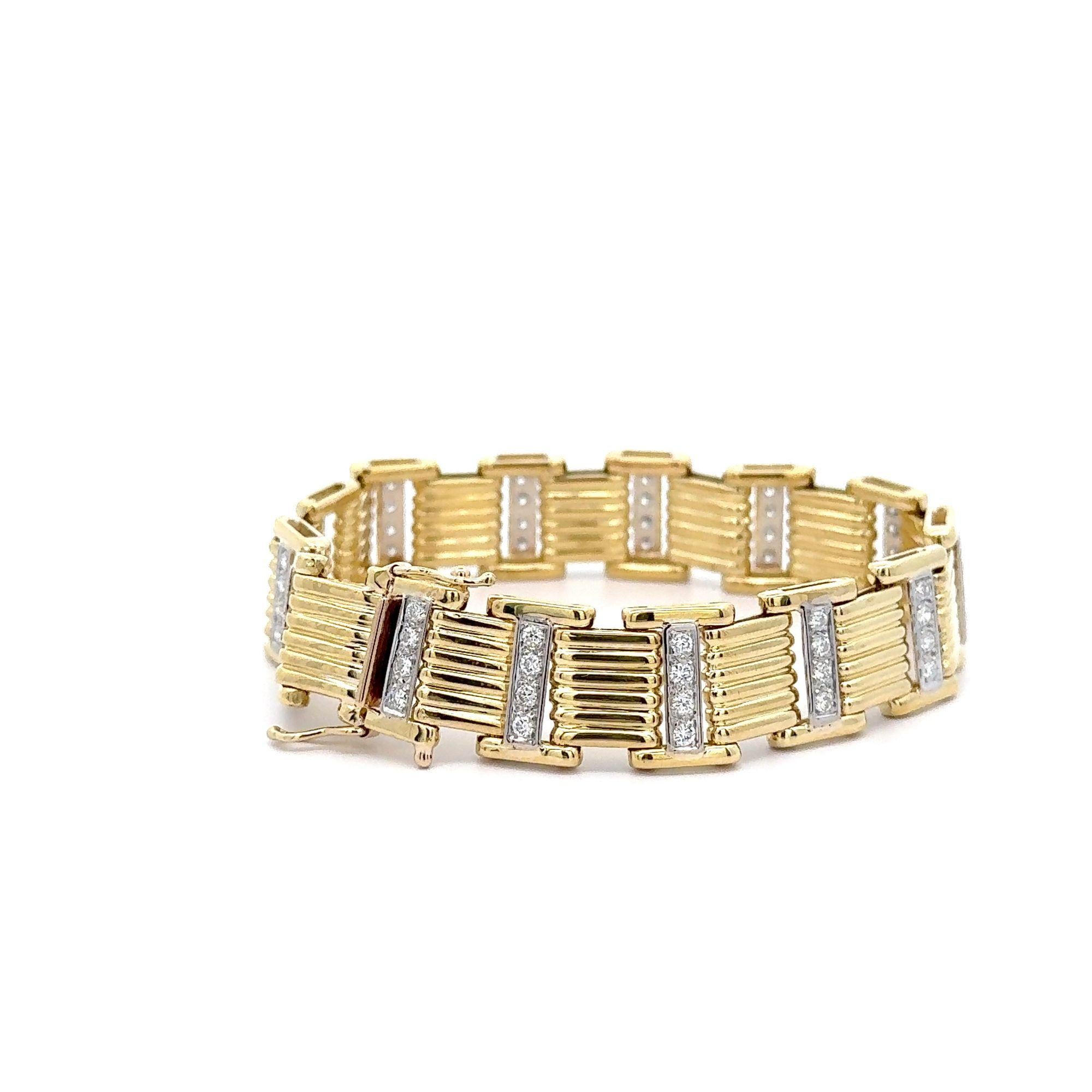 Bracelet homme en or 18K à maillons carrés et diamants de 2 tons Neuf - En vente à Miami, FL