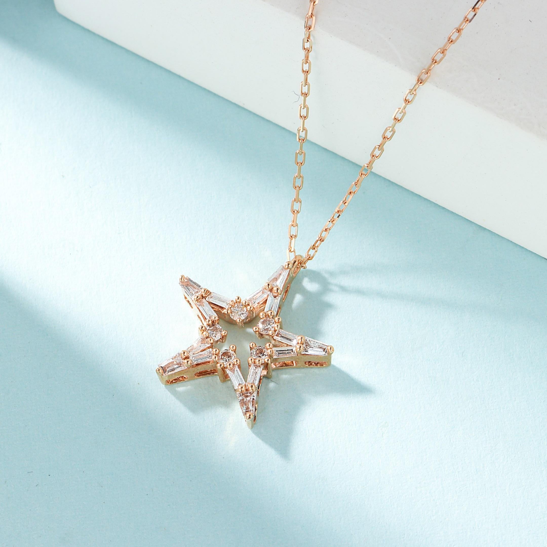 Modern 18K Gold Stepped Pentagon Star Necklace with Natural Diamonds For Sale