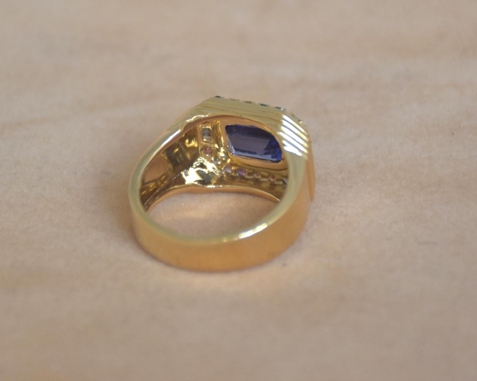 da uomo o donna Anello con tanzanite in oro 18 carati, zaffiri e diamanti in vendita