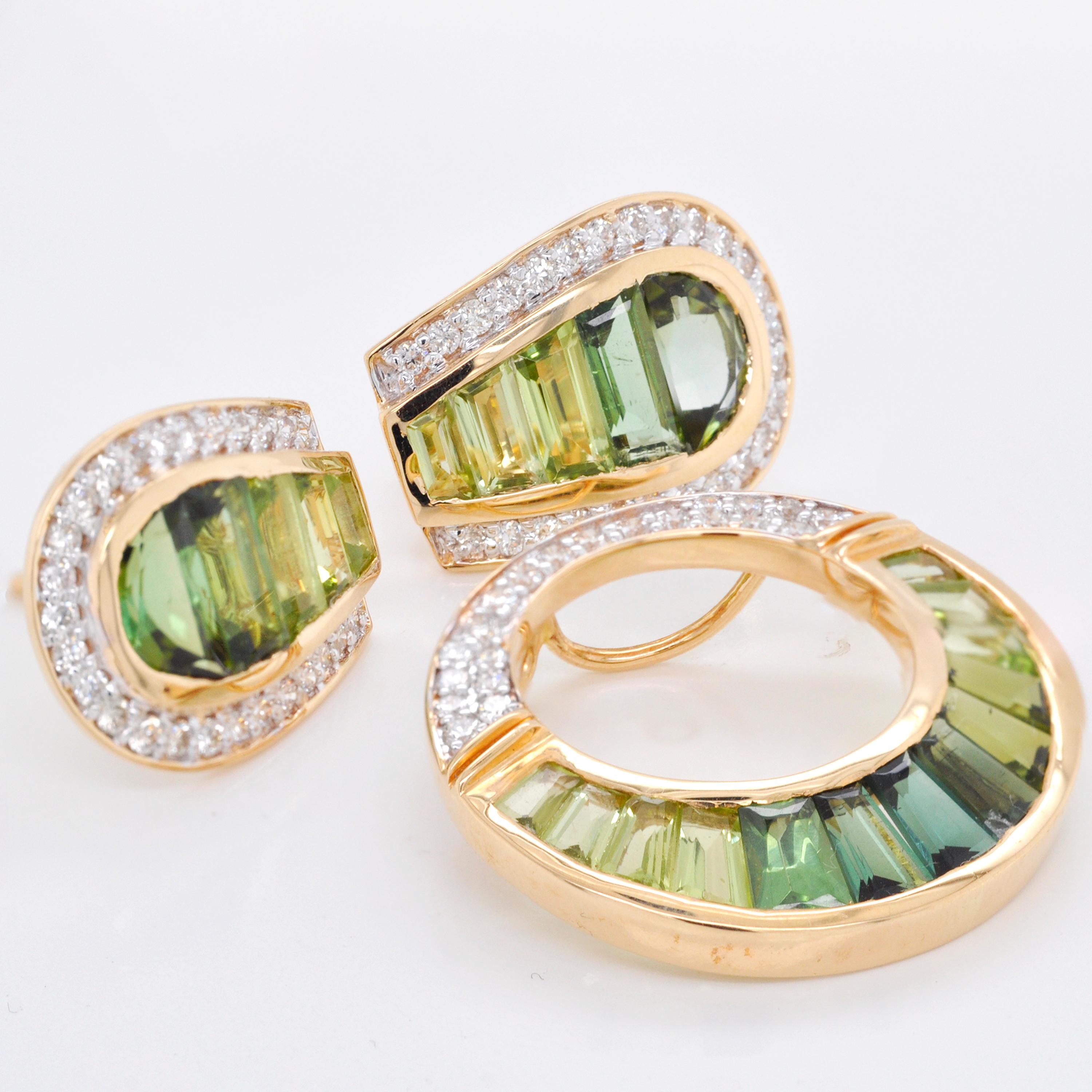 18K Gold Taper Baguette Green Tourmaline Peridot Diamond Pendant Earrings Set For Sale 2