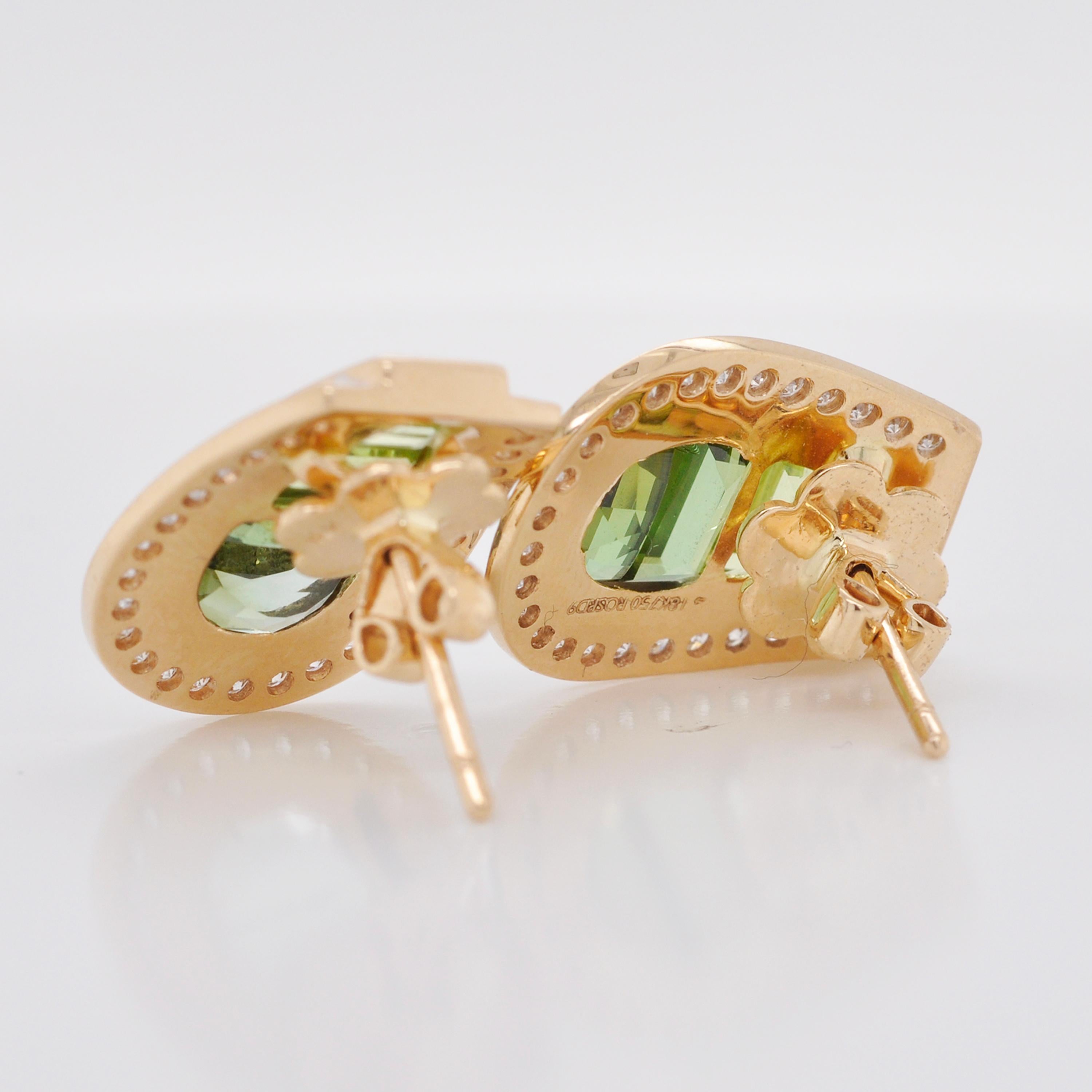 Art Deco 18K Gold Tapered Baguette Cut Green Tourmaline Peridot Diamond Studs Earrings For Sale