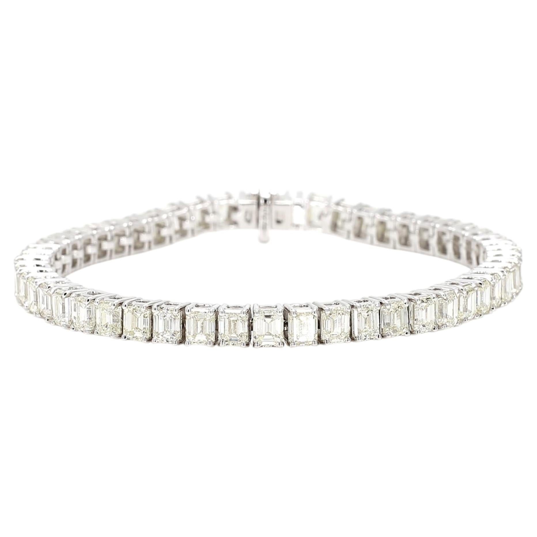 Pulsera de tenis de oro de 18 quilates con diamantes baguette de 12,72 quilates VVS2 grado I en venta