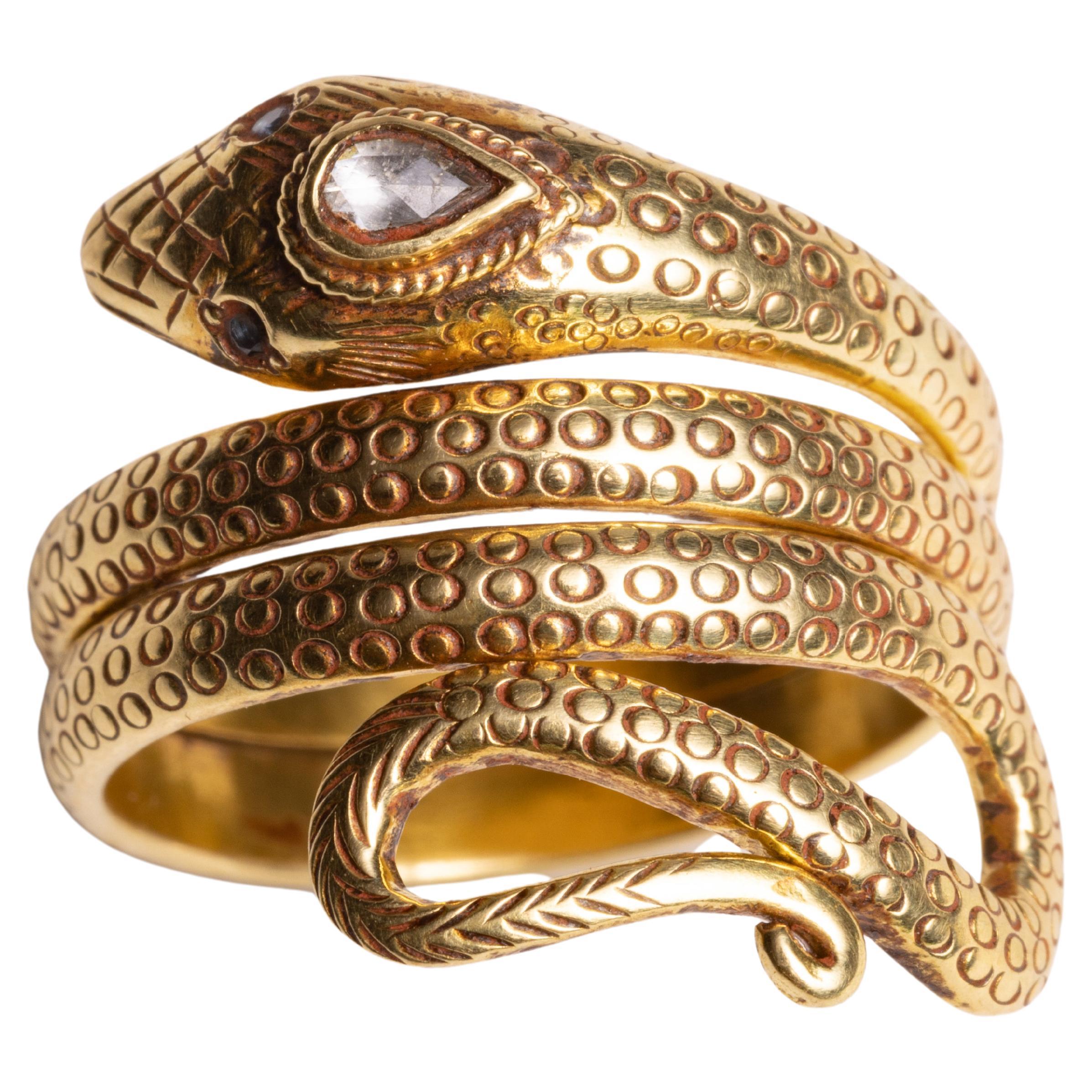 18K Gold Textured Coiled Snake Ring with Diamond