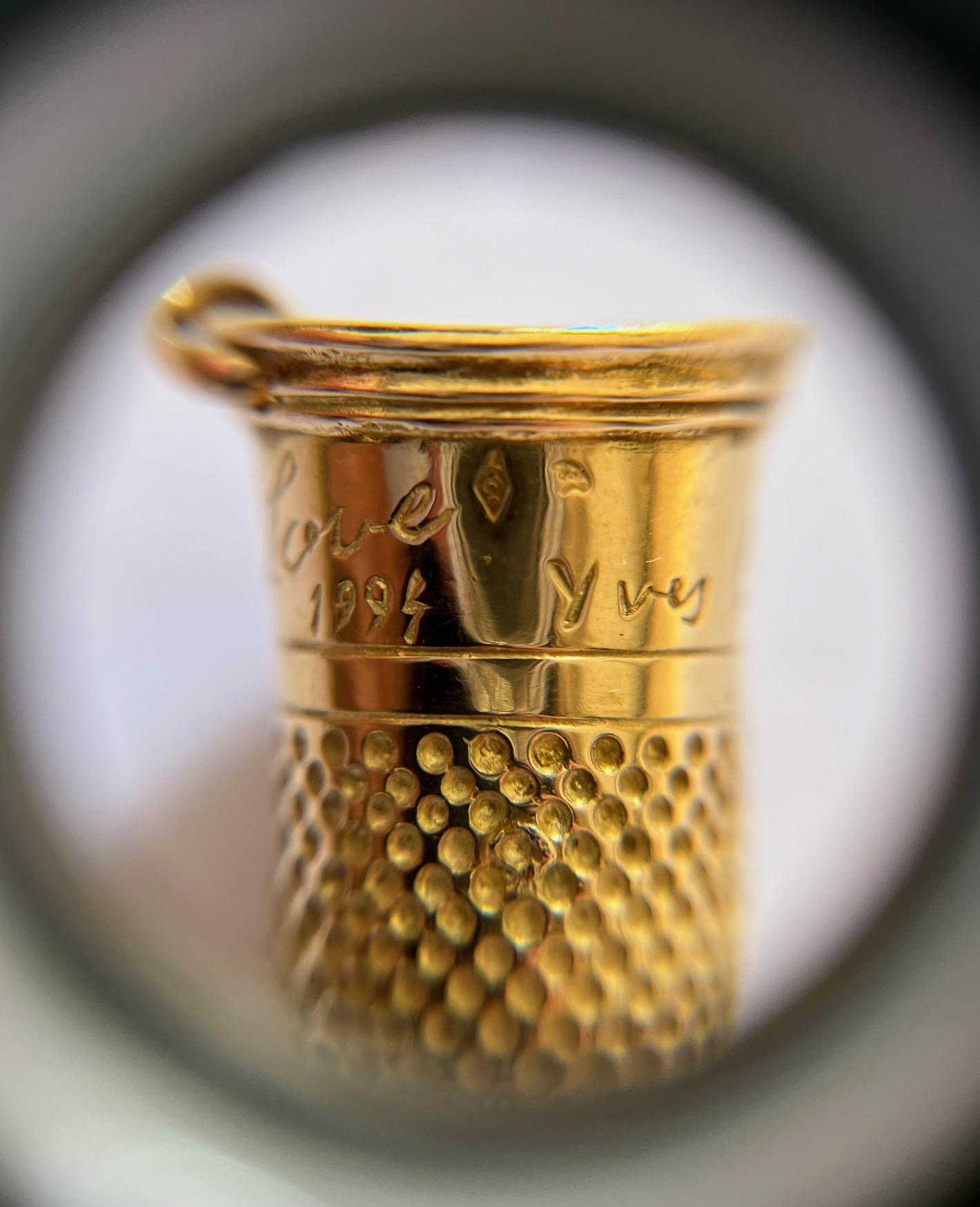 Éclabousssure d'or 18 carats Yves Saint Laurent Excellent état - En vente à PARIS, FR