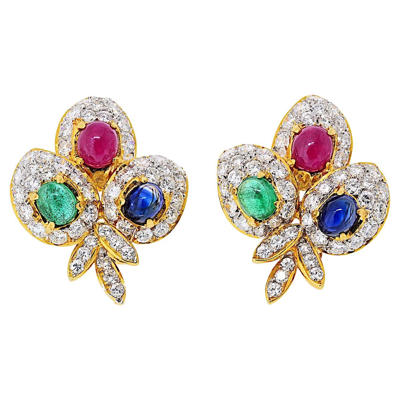 Orecchini a tre foglie in oro 18K con zaffiro, smeraldo e rubino e diamante
