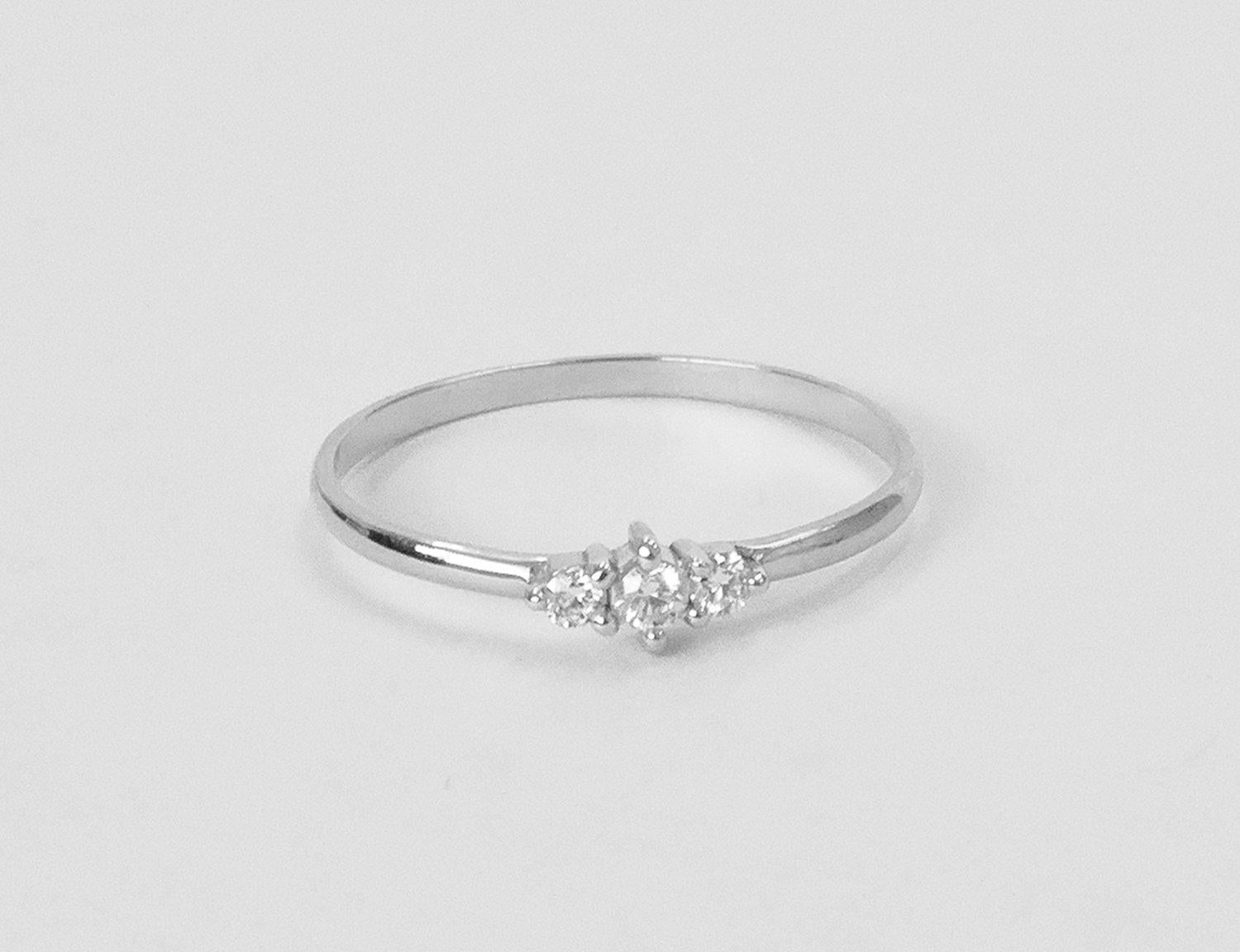 For Sale:  18k Gold Three Stone Diamond Engagement Ring Trio Diamond Ring 5