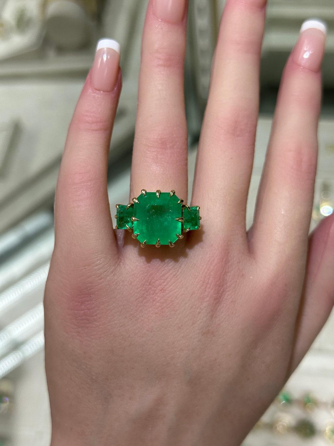 Modern 18K Gold Three-Stone Trilogy Ring with 13.73tcw Emerald-Cut Colombian Emeralds For Sale