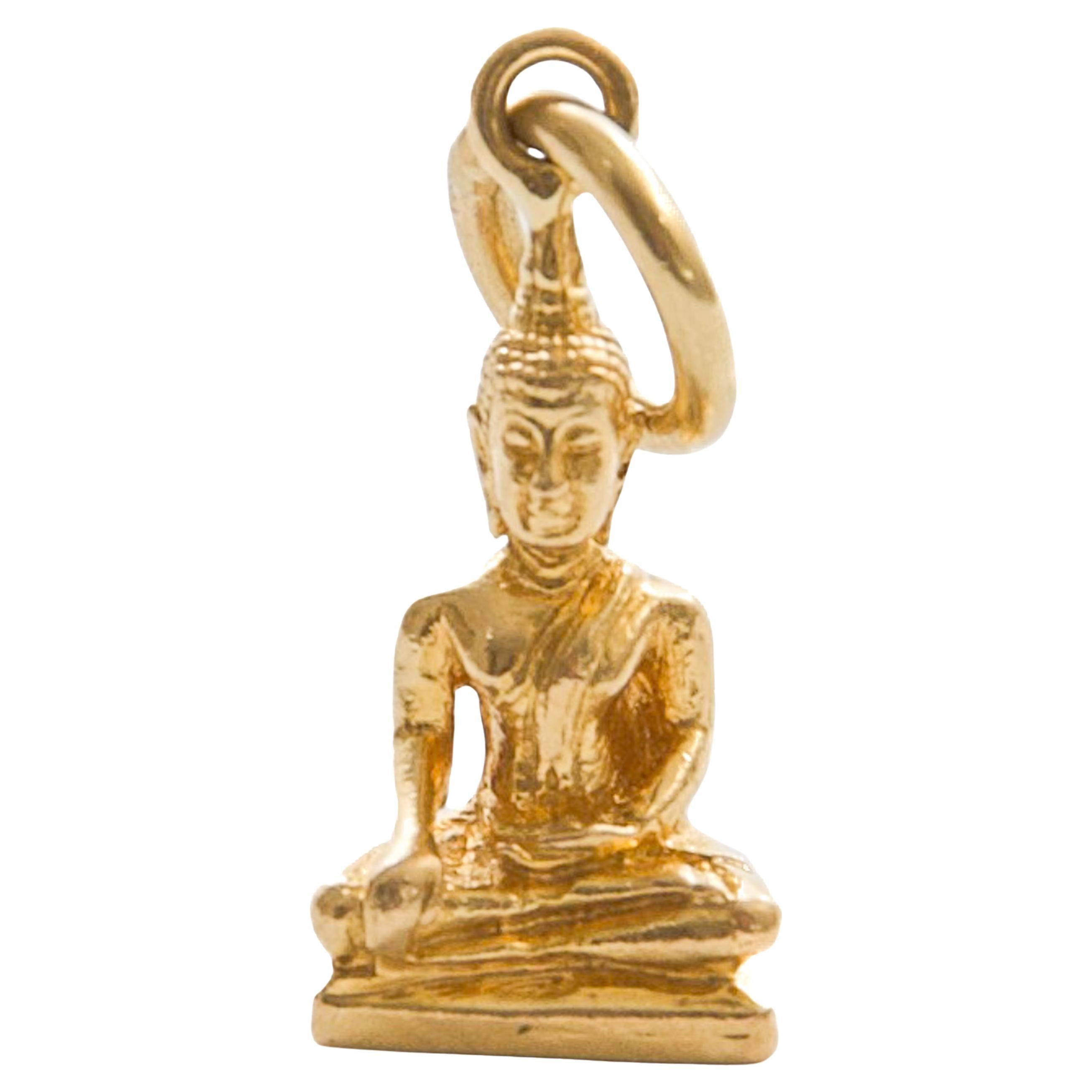 Ciondolo buddista tibetano in oro 18K in vendita
