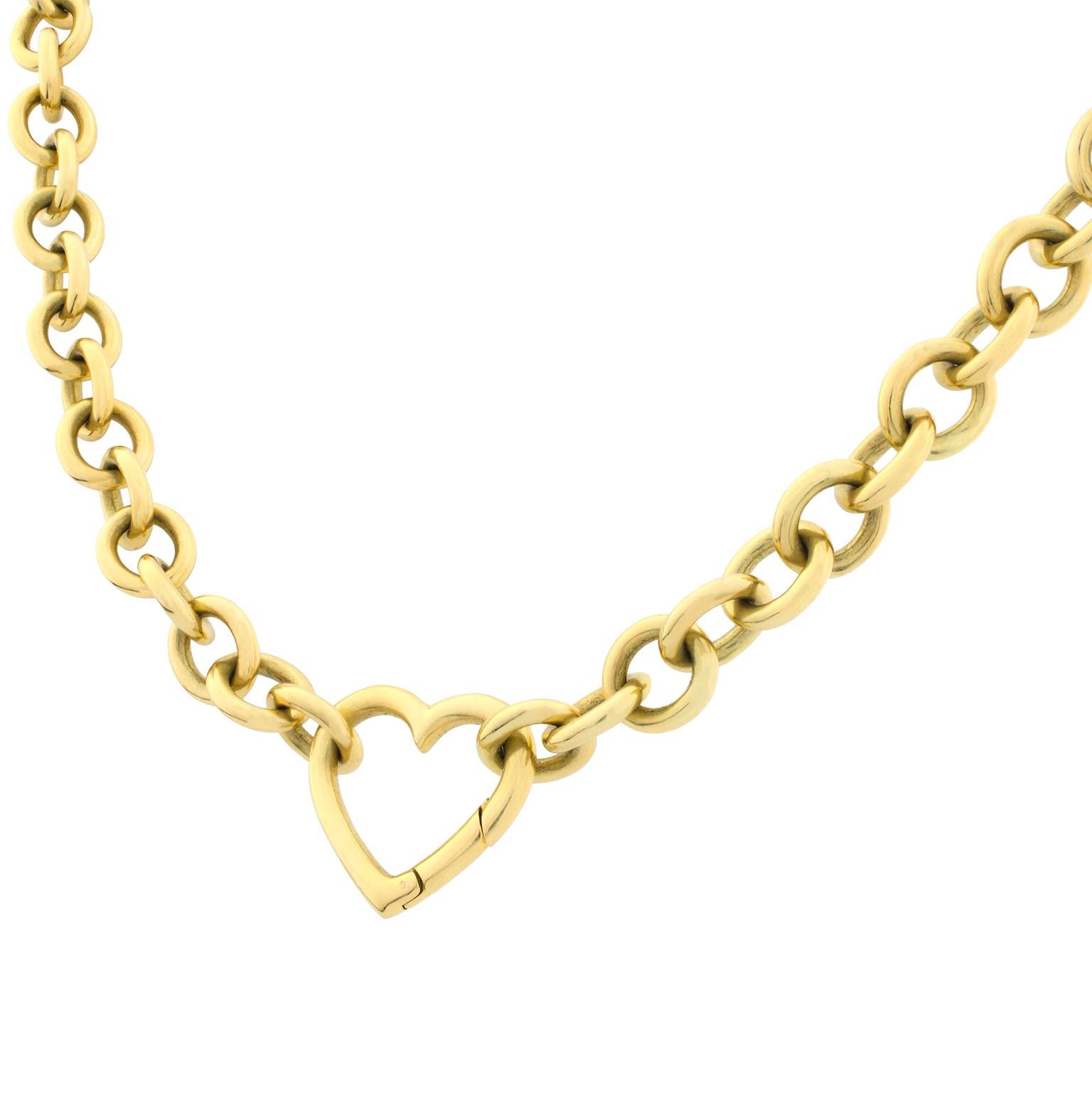 Tiffany's link necklace in yellow gold with circular links and a heart-shaped clasp.