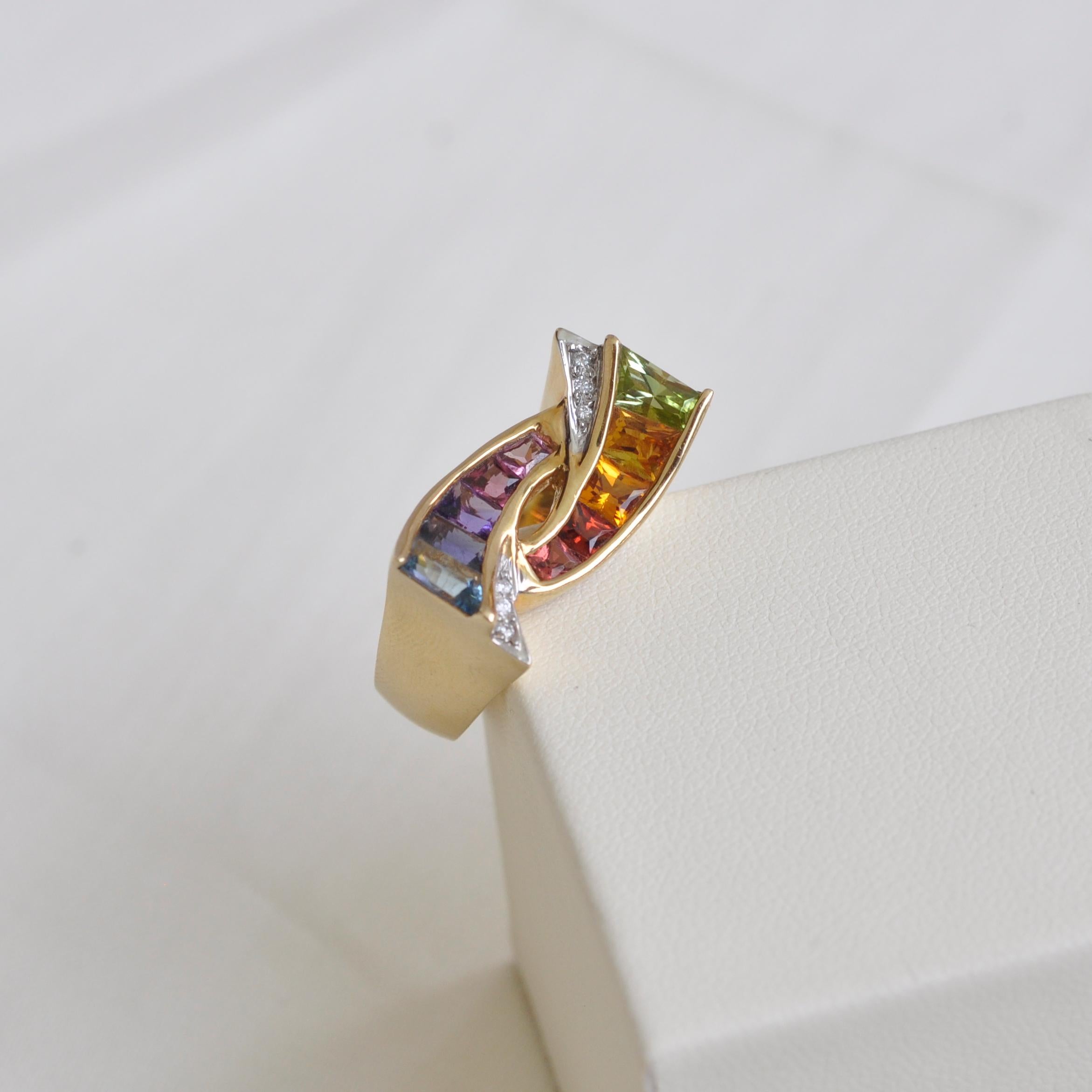 18 Karat Gold Topas Amethyst Granat Citrin Peridot Rhodolith Multicolor Regenbogen Ring im Zustand „Neu“ im Angebot in Jaipur, Rajasthan