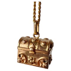 18K gold treasure box charm pendant, gold locket pendant vintage gold charm birt
