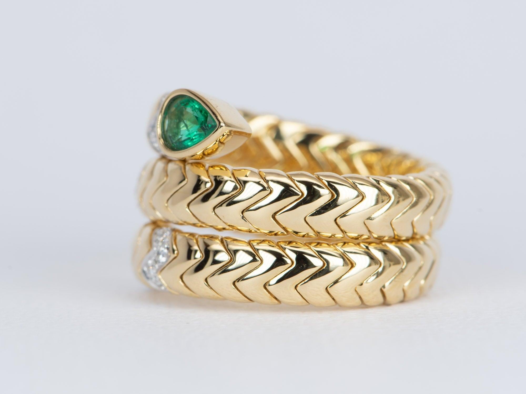 Pear Cut 18k Gold Tubogas Snake Coil Ring with Emerald Head and Diamond Accent 13.8g