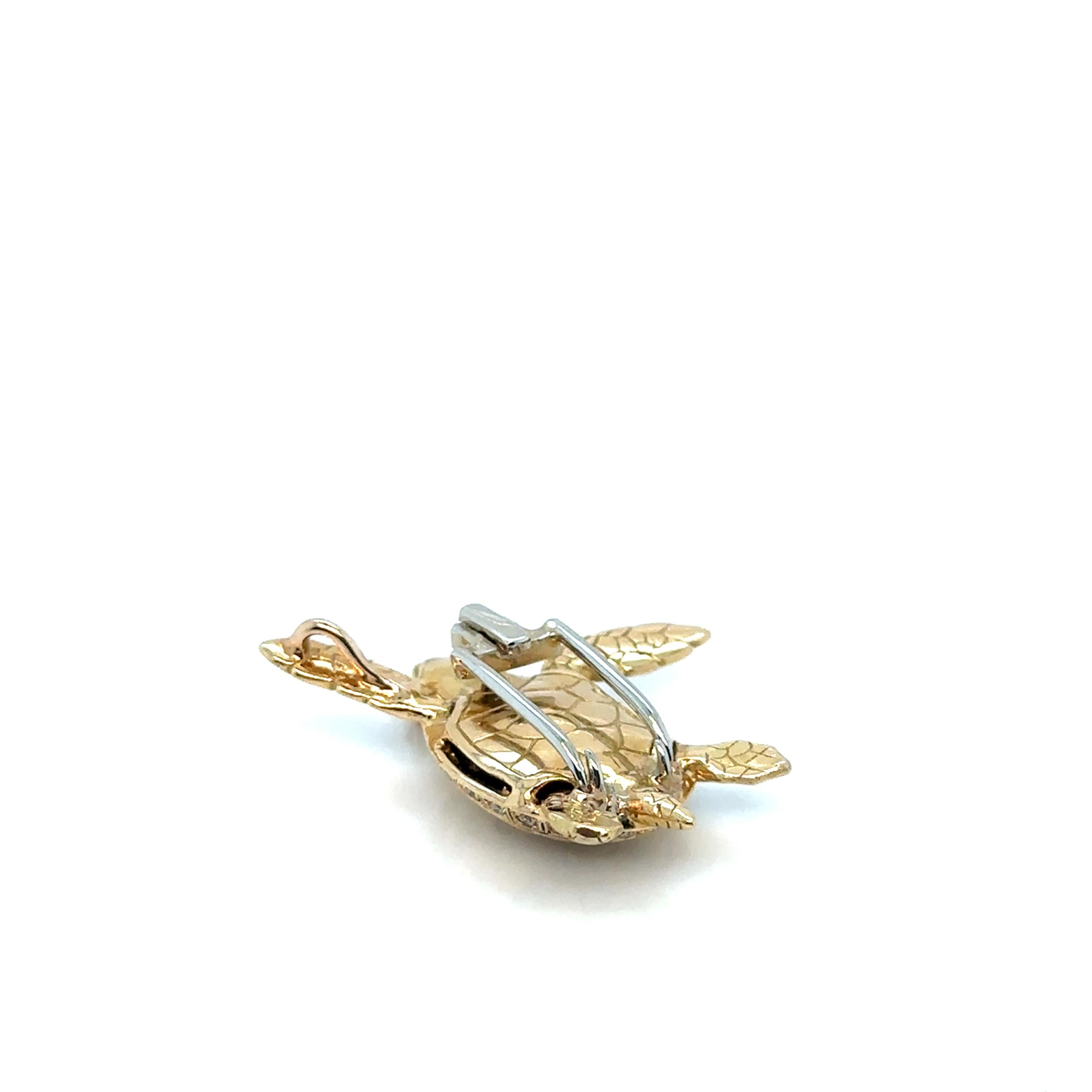 18K Gold Turtle Brooch/Pendant with Rubies and Diamonds For Sale 4
