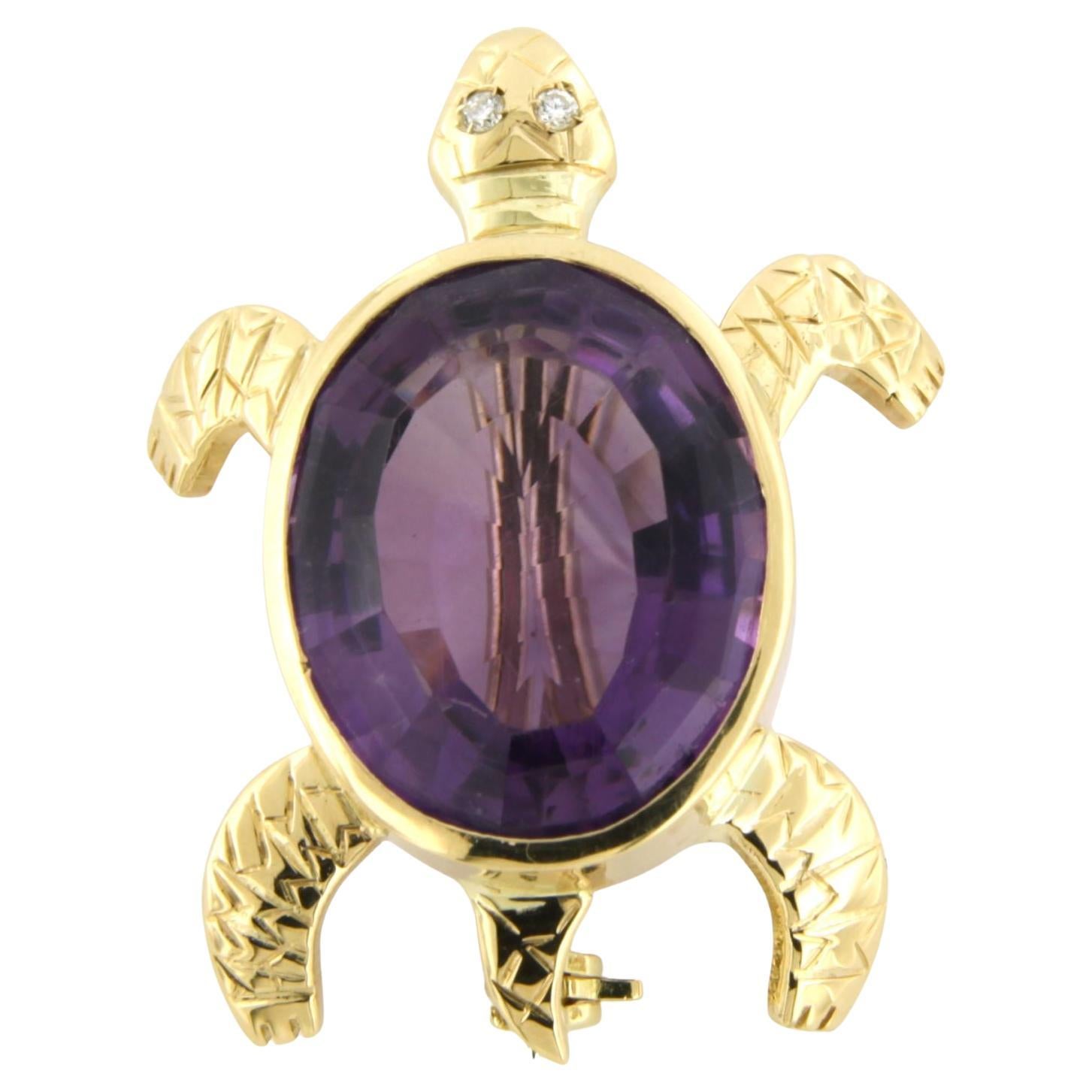 Brosche in Form einer Schildkröte aus 18 Karat Gold mit Amethysten und Diamanten im Brillantschliff 12,5 Gramm im Angebot