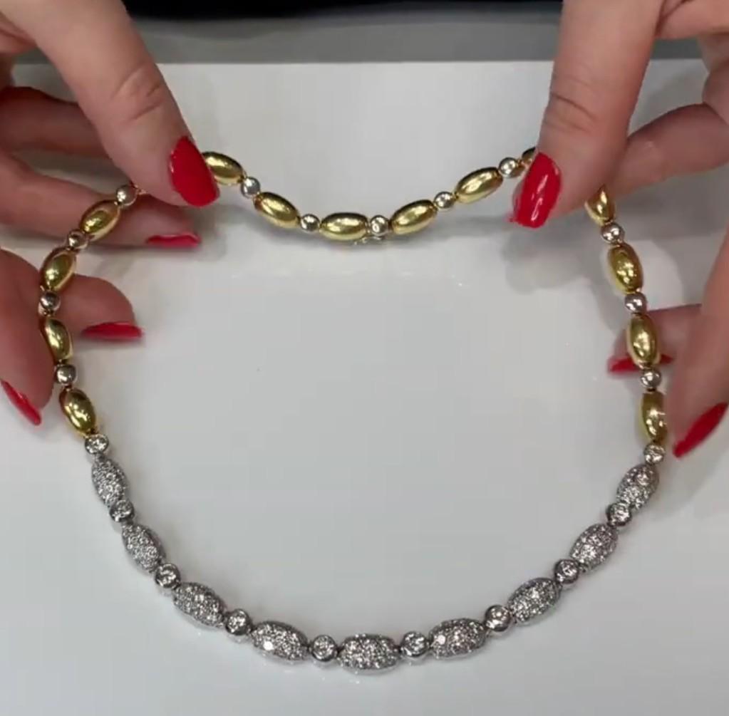 Collana bicolore in 18K con diamanti incastonati e pavé in vendita 1