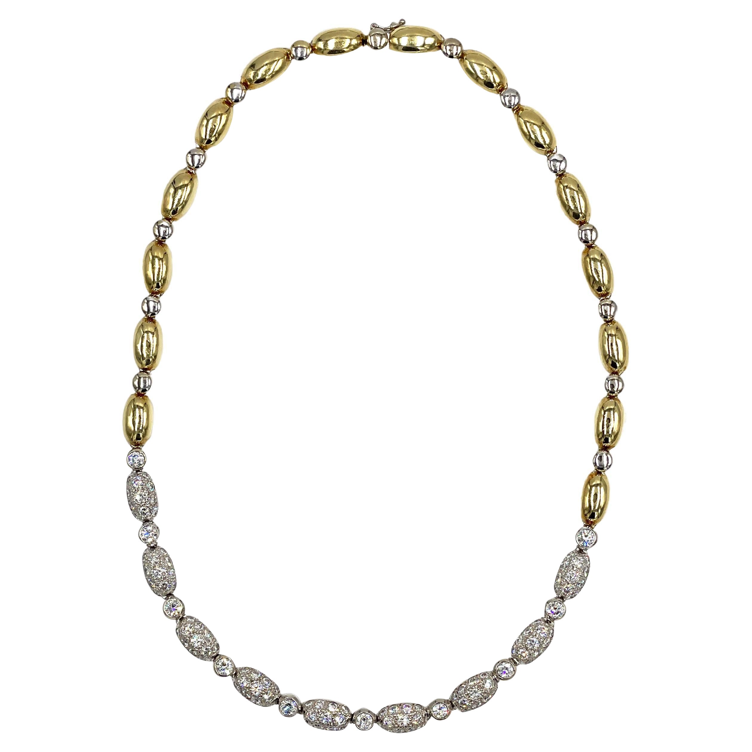 Collier en or 18K bicolore avec diamants pavés et sertis clos 16,97 carats