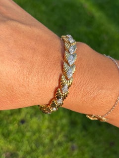 18K Gold Two Tone Vintage Triangle Link Bracelet with 1.30CTW in Round Diamonds