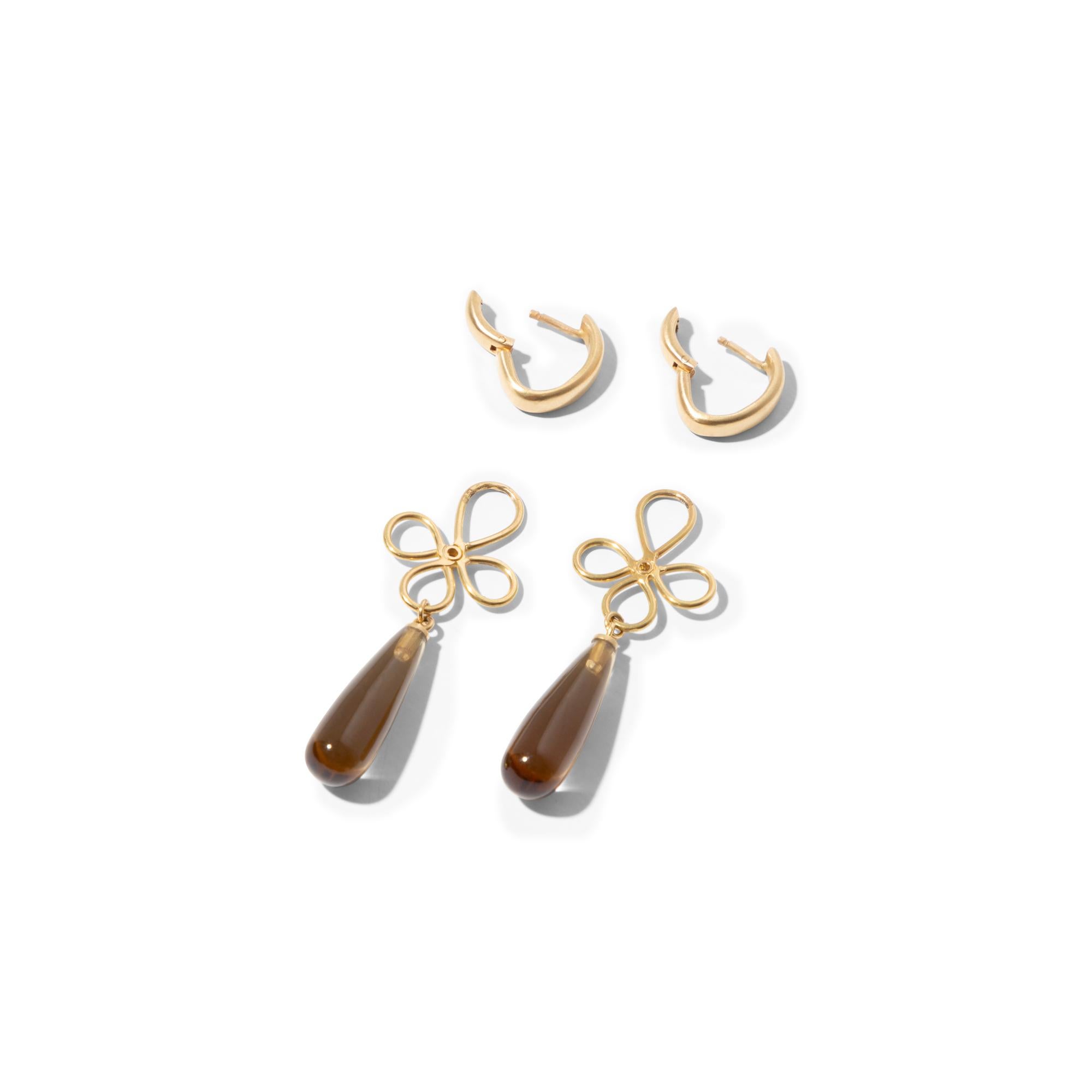 Women's 18k Gold V-Shaped Hoop Earrings and Blue Amber Drops For Sale