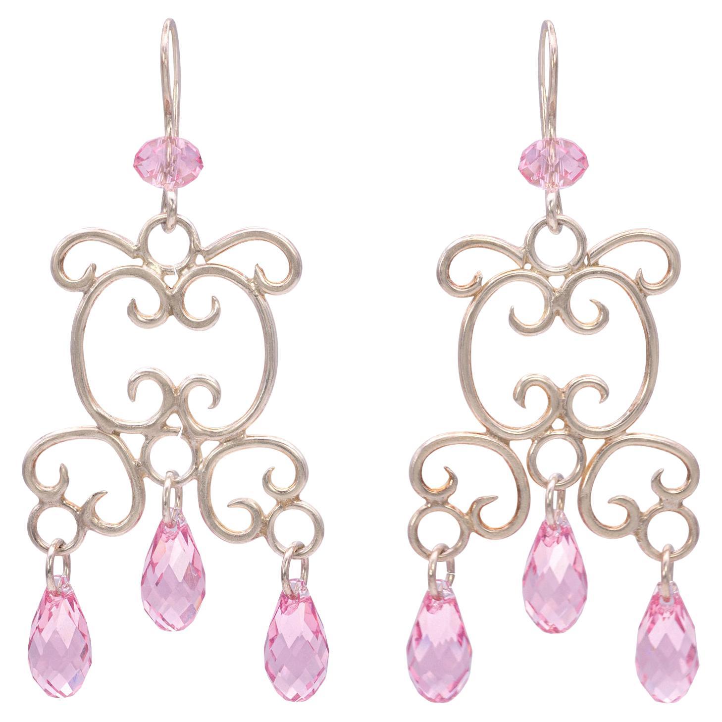 18 Karat Gold Vermeil-Kronleuchter-Ohrringe mit rosa Swarovski-Kristallen