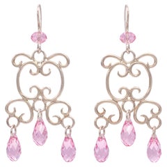 18 Karat Gold Vermeil-Kronleuchter-Ohrringe mit rosa Swarovski-Kristallen