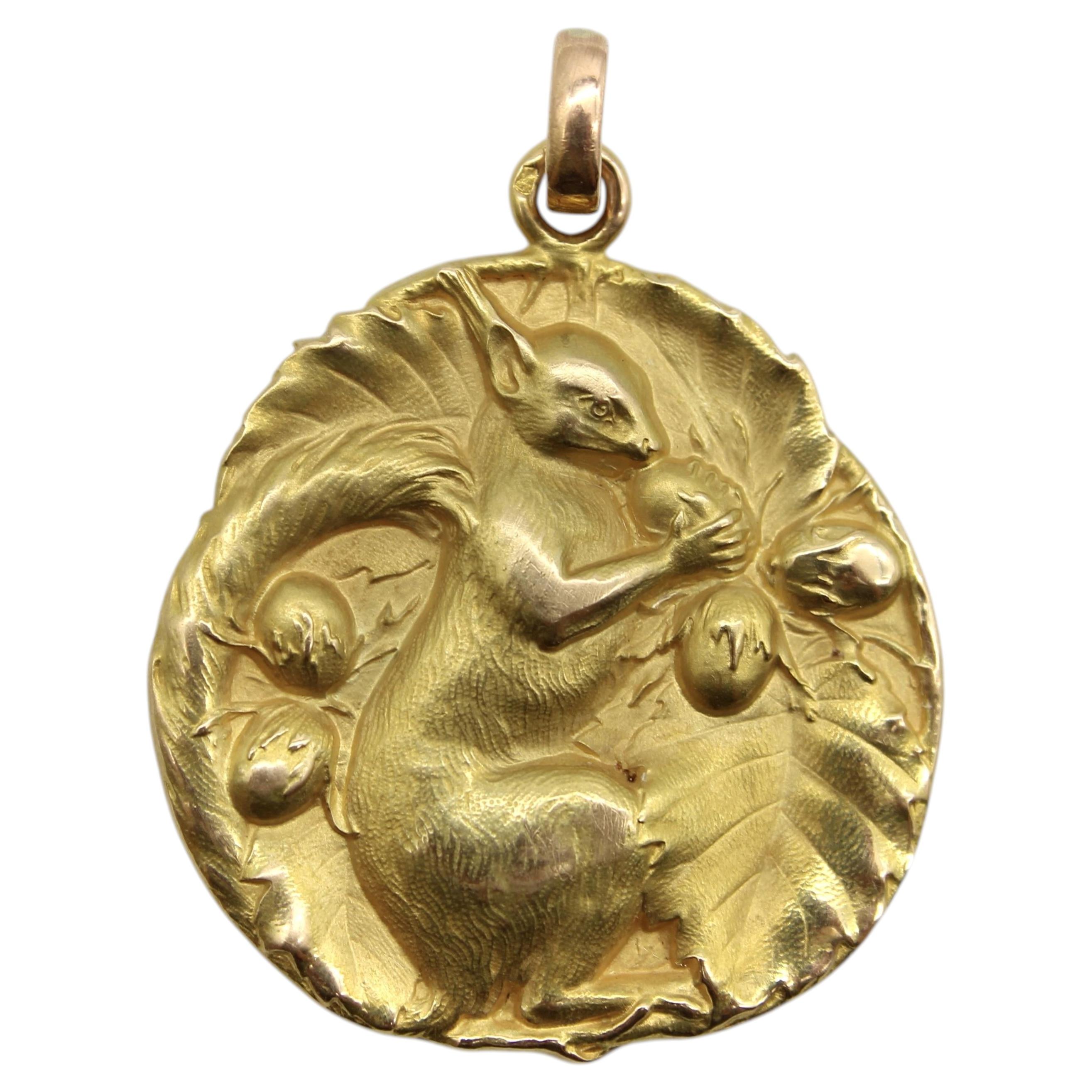 18K Gold Victorian French Squirrel Medallion For Sale