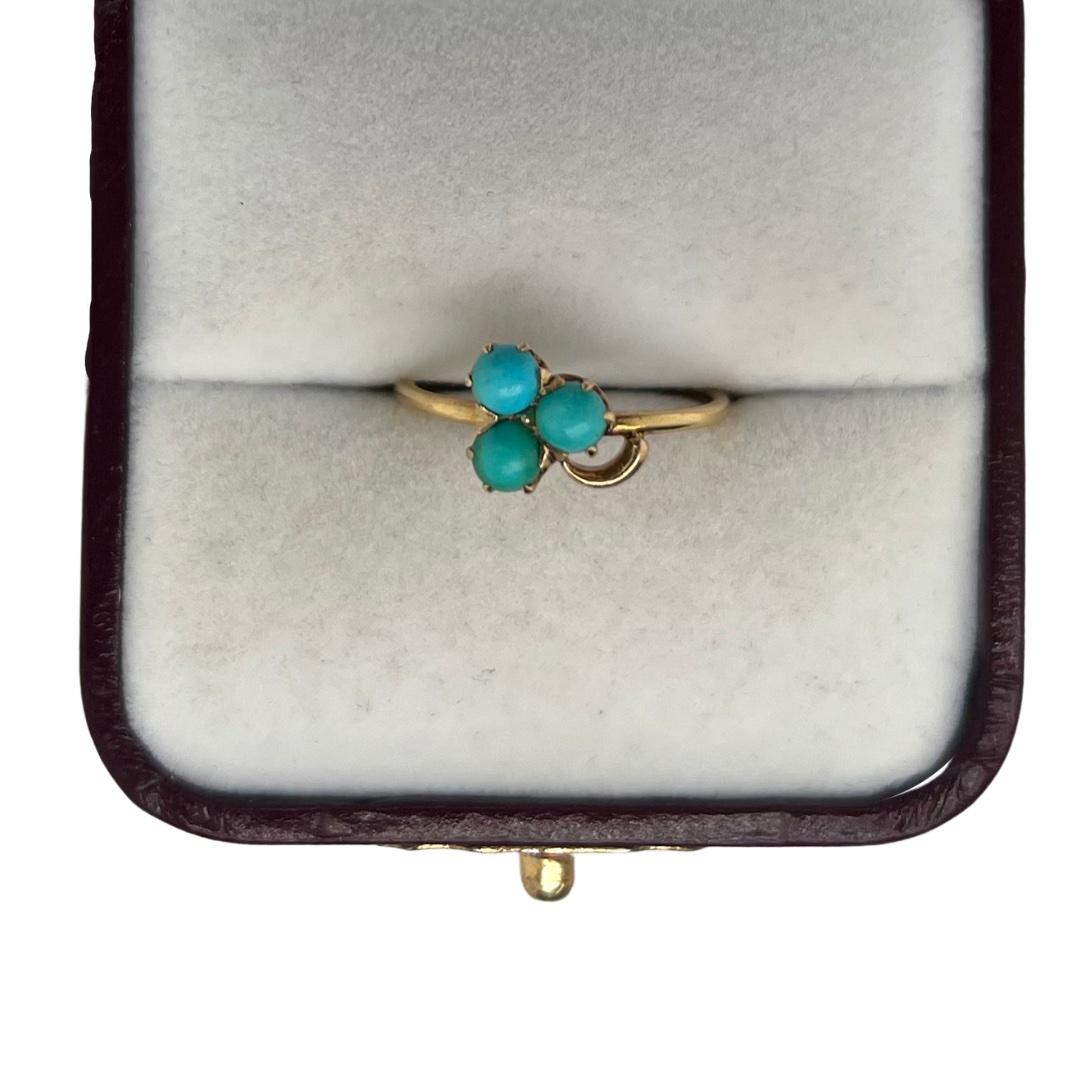 Cabochon 18k Gold Victorian Turquoise Ring
