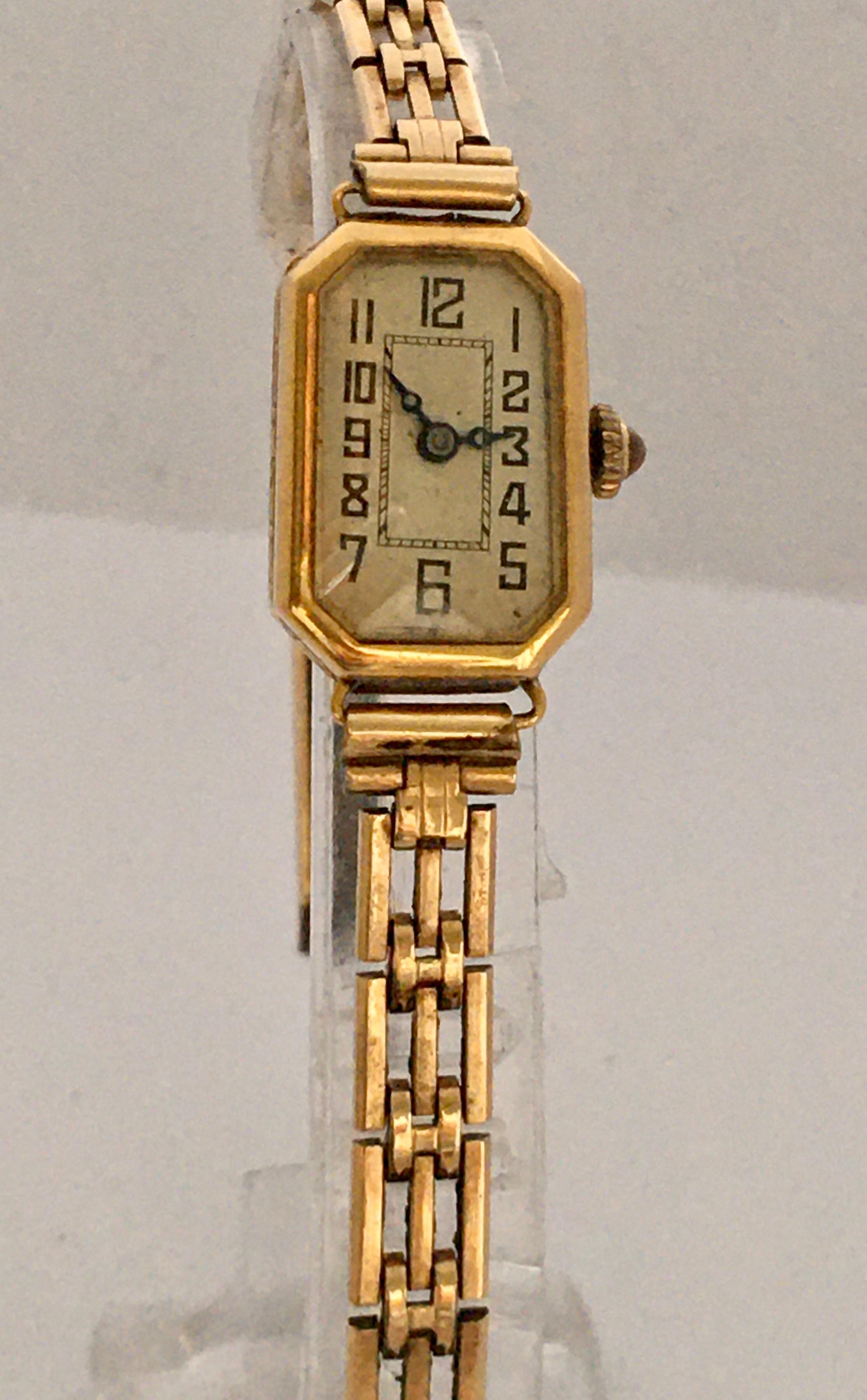 18 Karat Gold Vintage 1930s Ladies Mechanical Watch 1