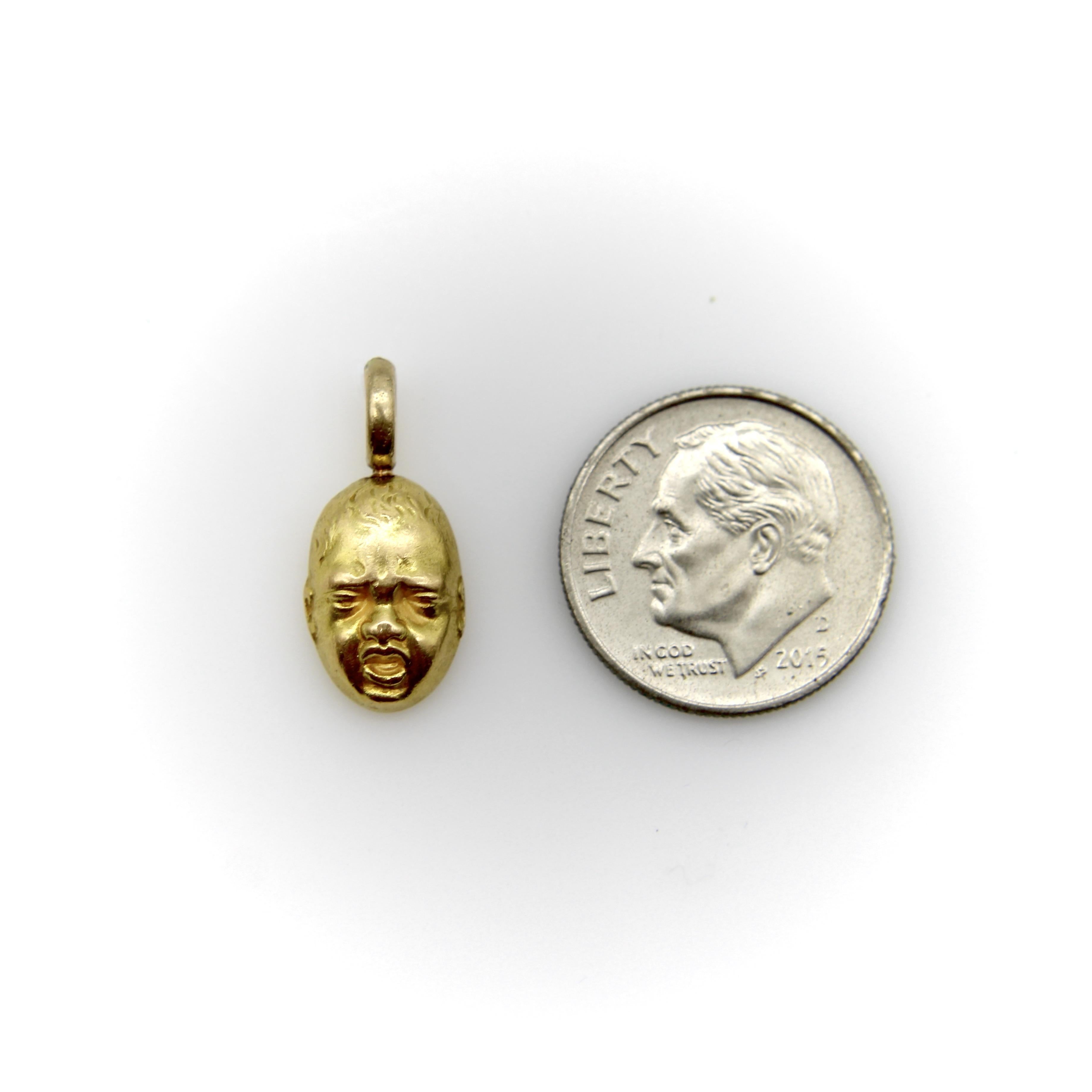 da uomo o donna 18K Gold Vintage Crying Baby Face  Charm / Pendant in vendita
