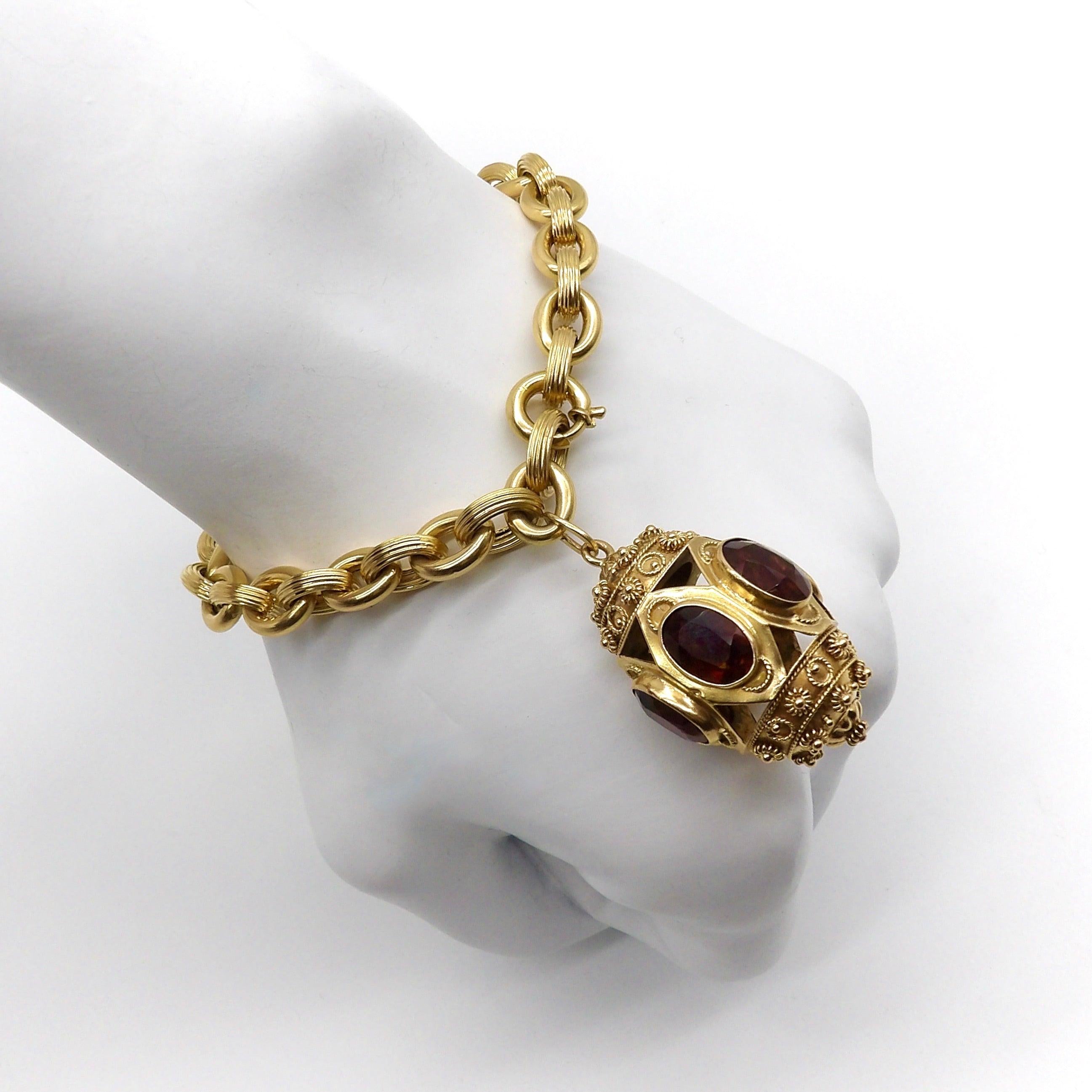 Oval Cut 18K Gold Vintage Italian Bracelet with Lantern Charm, circa 1970’s-1980’s