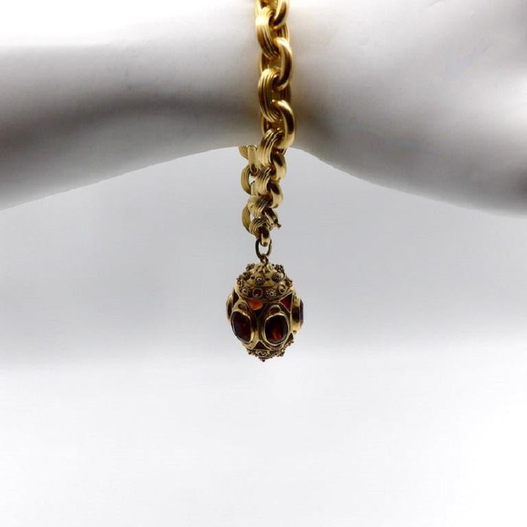 18K Gold Vintage Italian Bracelet with Lantern Charm, circa 1970’s-1980’s In Good Condition In Venice, CA