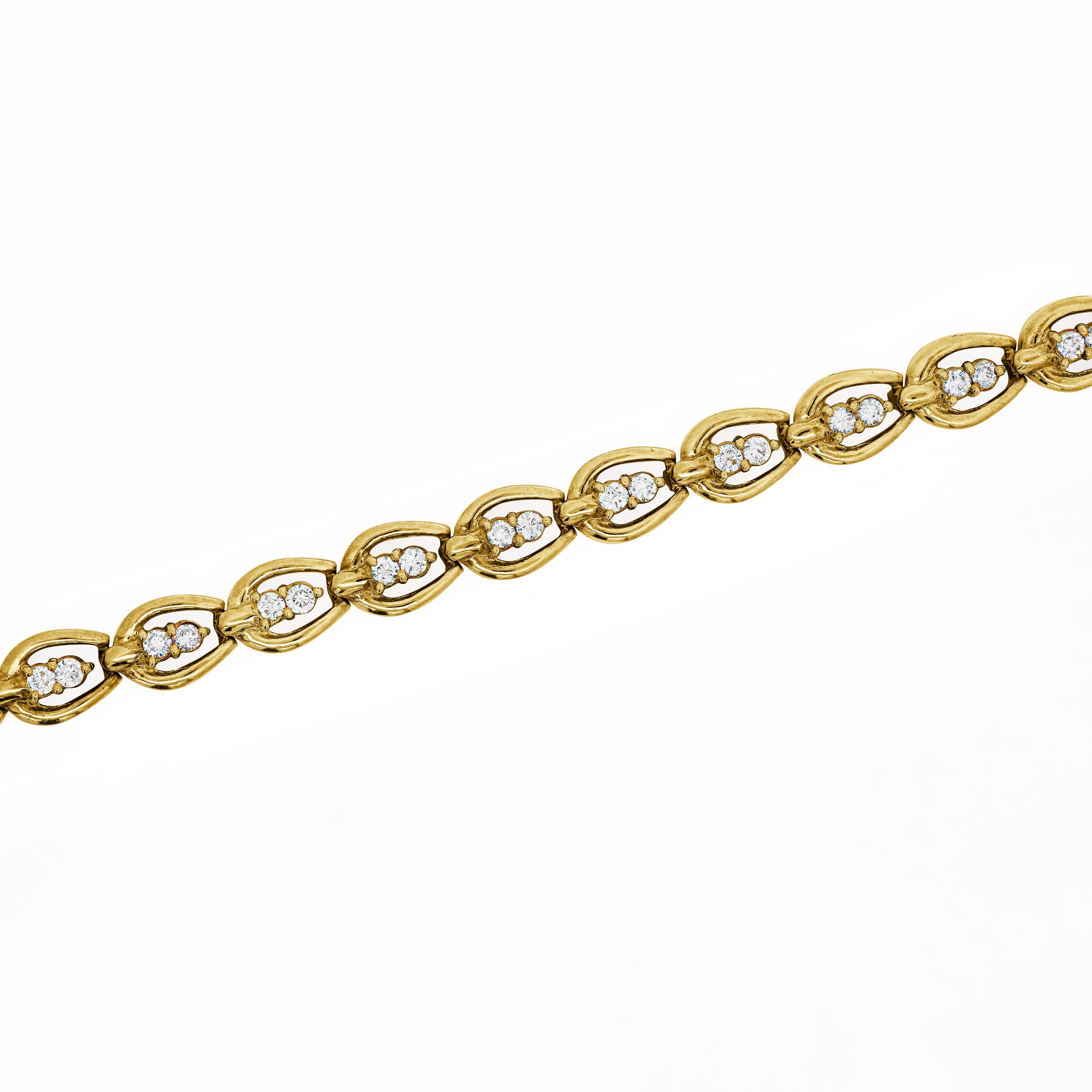 Bracelet Vintage en or 18K à maillons ovales entrelacés et diamants Pour femmes en vente