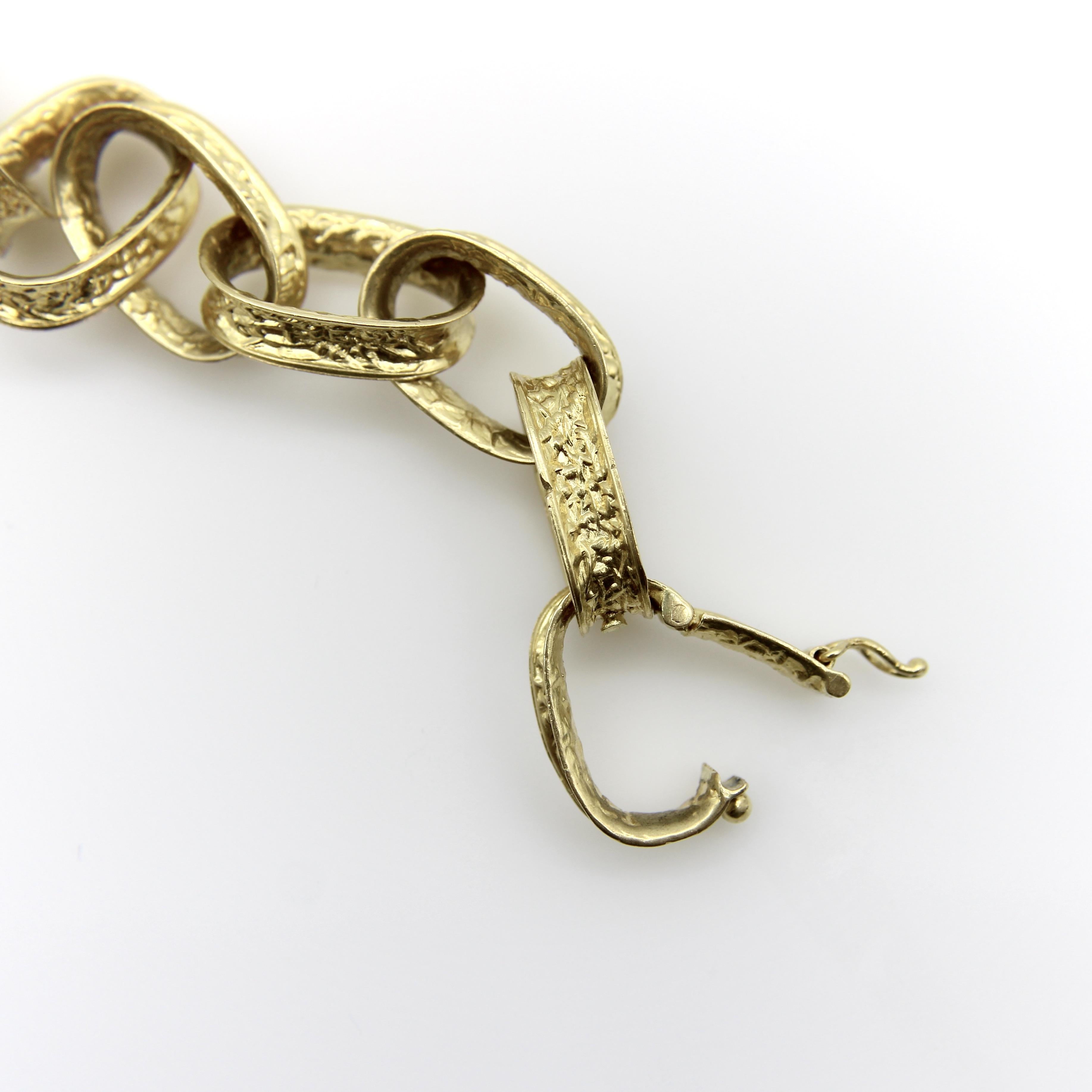 18K Gold Vintage Oval Link Bracelet For Sale 1