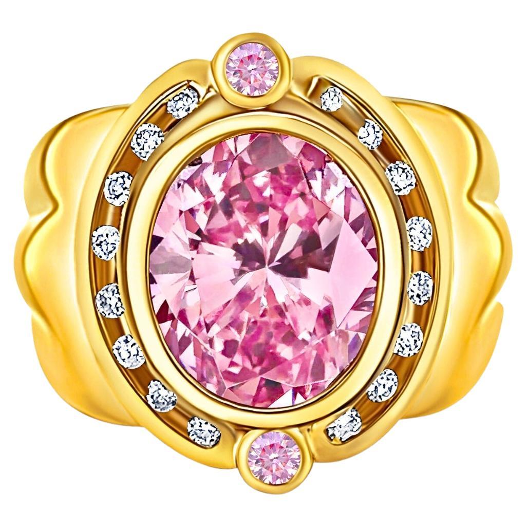 18K Gold Vintage Retro Regal Ring With Pink Kunzite and Diamond Halo For Sale