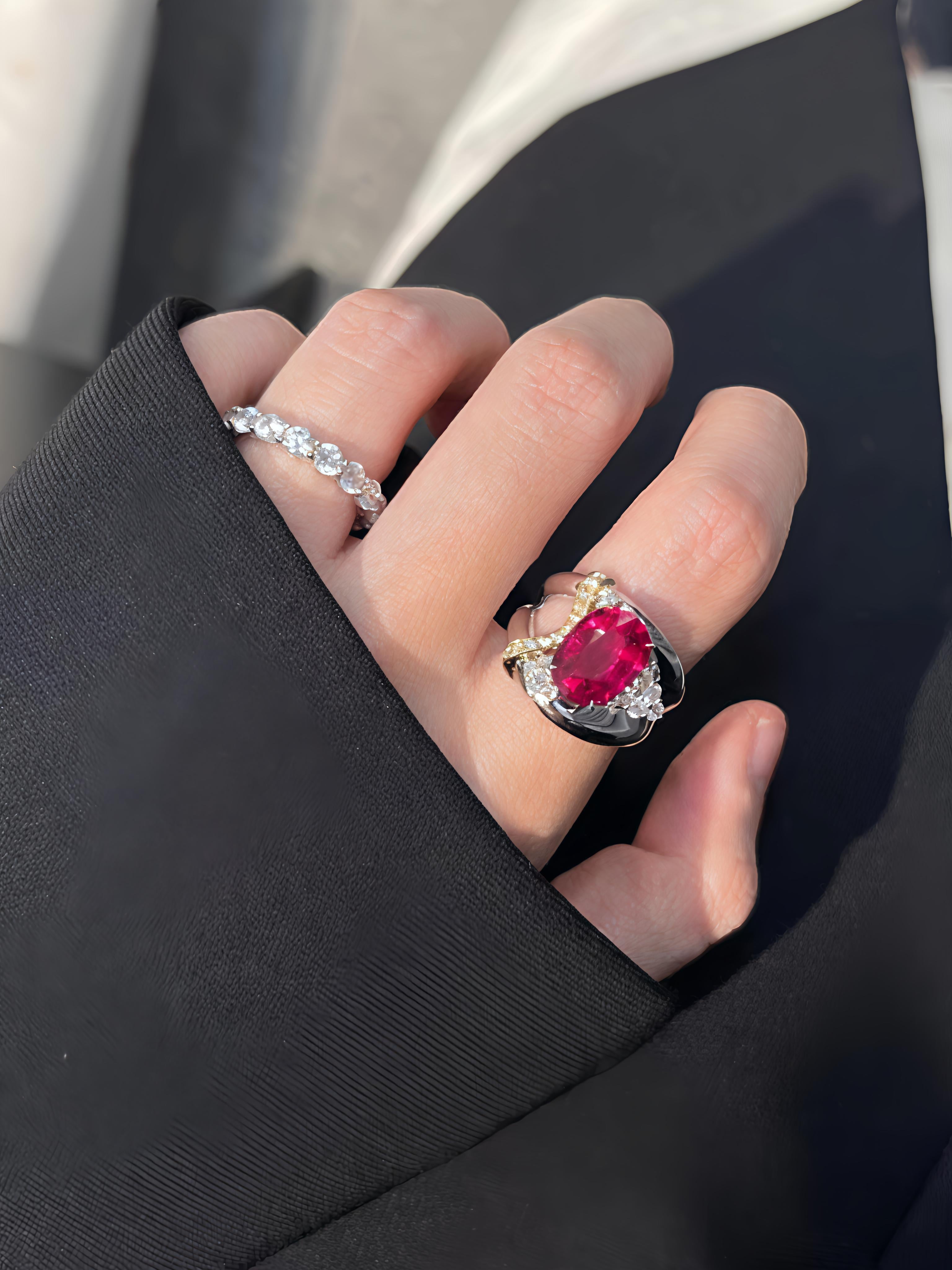 da uomo o donna 3,91 carati di tormalina rubellite vivida Anello cocktail con diamante Pensa oro in vendita