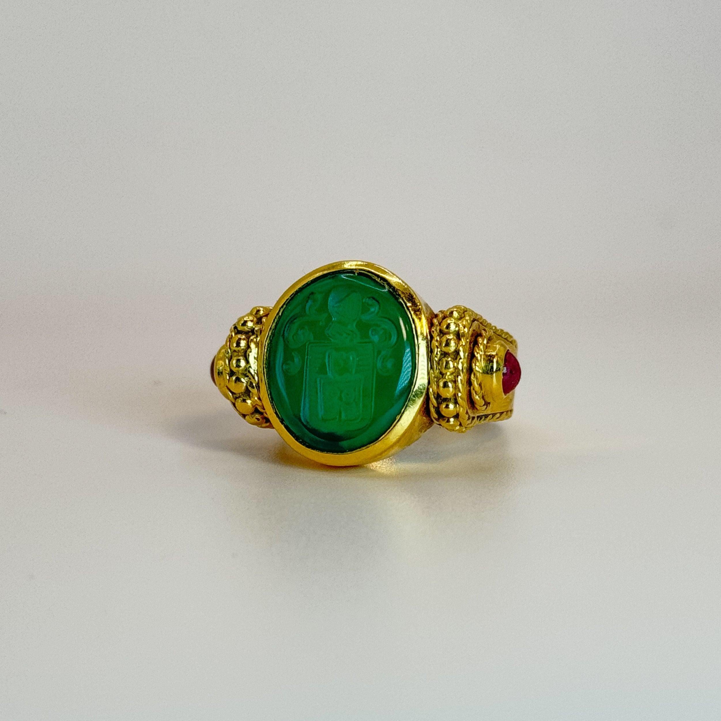 Women's 18K Gold Vintage Signet Ring with Carved Jade and Ruby Accents  For Sale