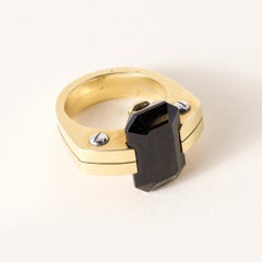 Italian 18K Gold Vintage Green Tourmaline Emerald Cut Screw Nail Tension Ring