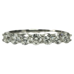 18k Gold, VVS Diamond Engagement Ring For Her.