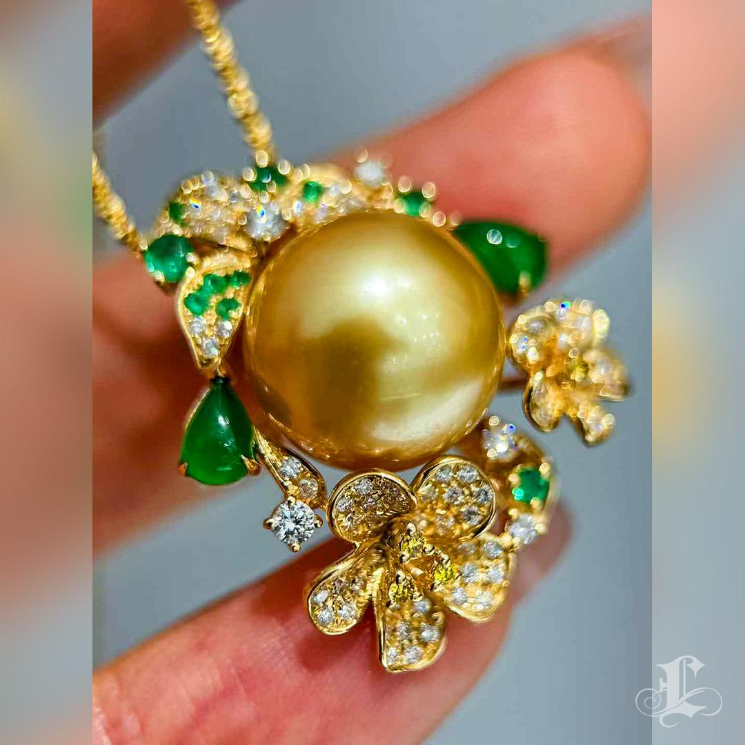 【Jādora】Imperial Garden Golden Pearl & Jade Floral Pendant 2