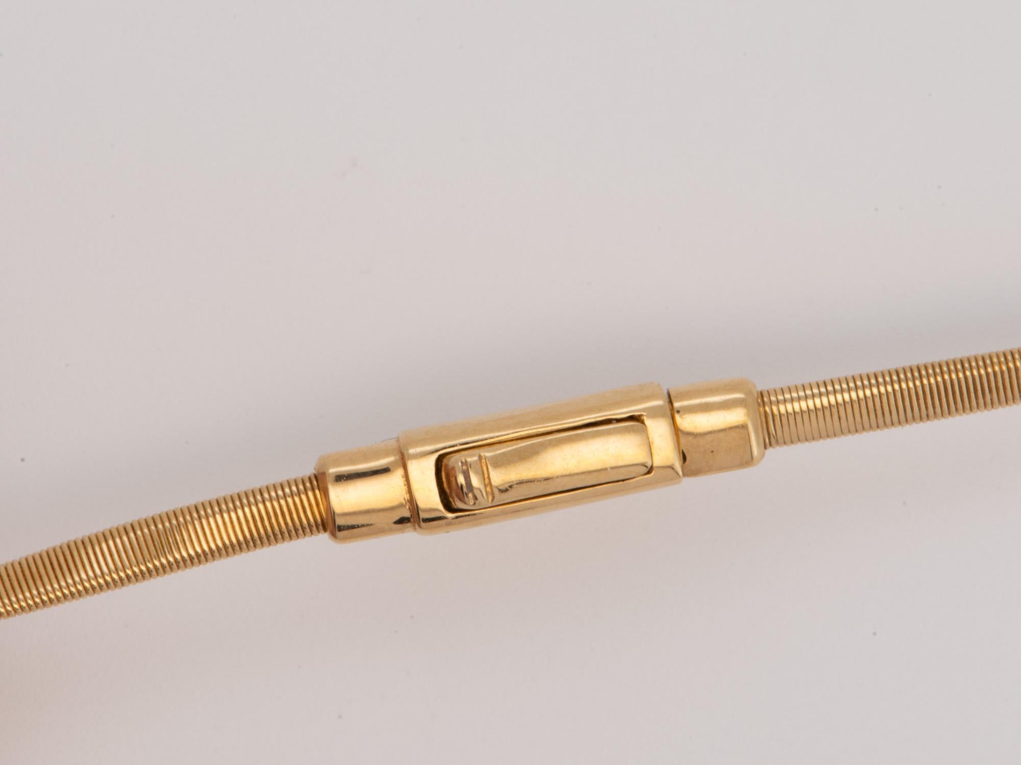 Collana ondulata in oro 18K con stazioni di diamanti da 16,5